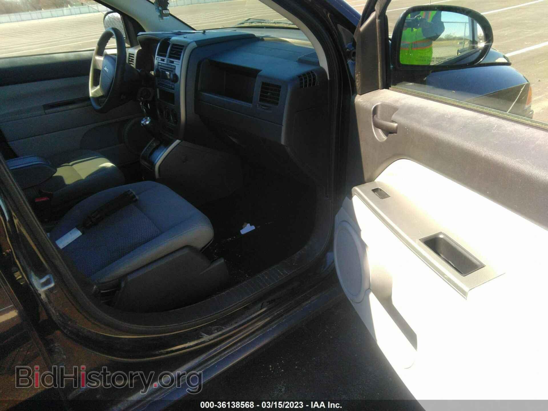 2007 JEEP COMPASS - VIN: 1J8FT470X7D359138 - Фото 5