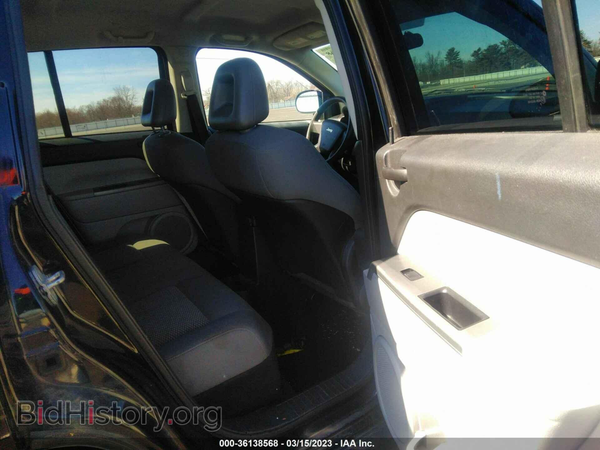 2007 JEEP COMPASS - VIN: 1J8FT470X7D359138 - Фото 8