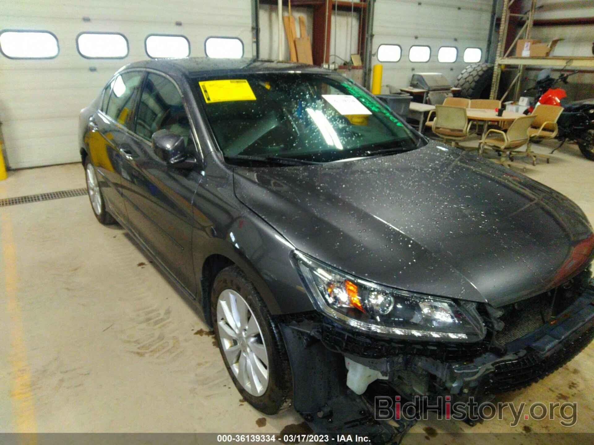 Photo 1HGCR3F85DA046135 - HONDA ACCORD SDN 2013