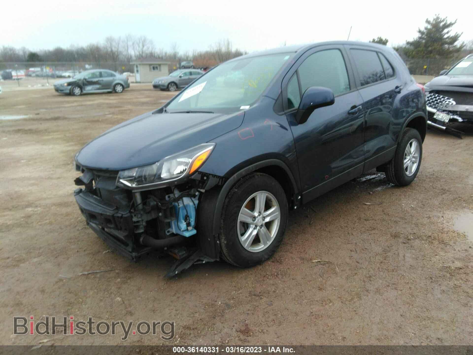 2019 CHEVROLET TRAX - VIN: 3GNCJKSB0KL245981 - Фото 2