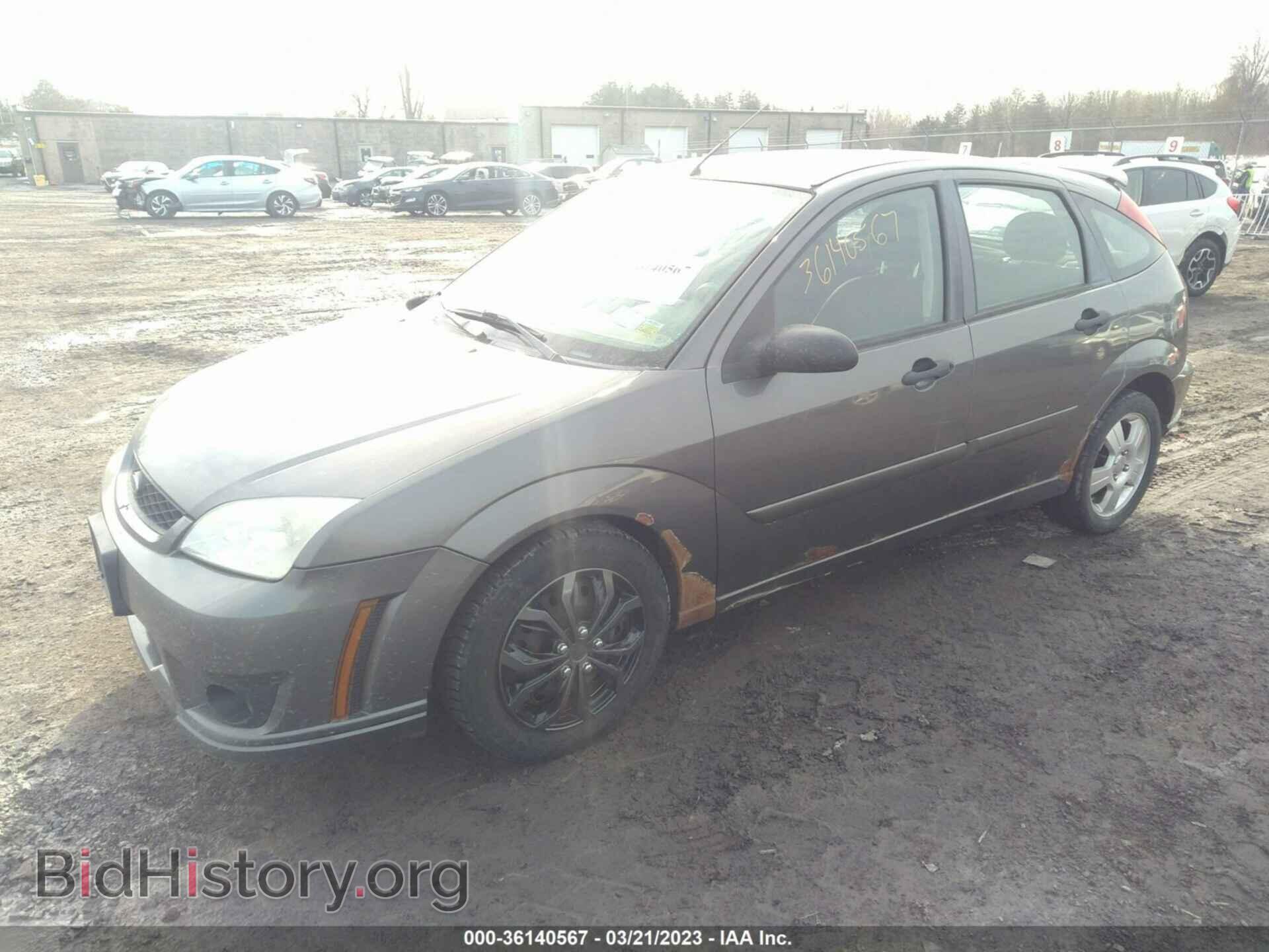 2007 FORD FOCUS - VIN: 1FAFP37N47W295772 - Фото 2