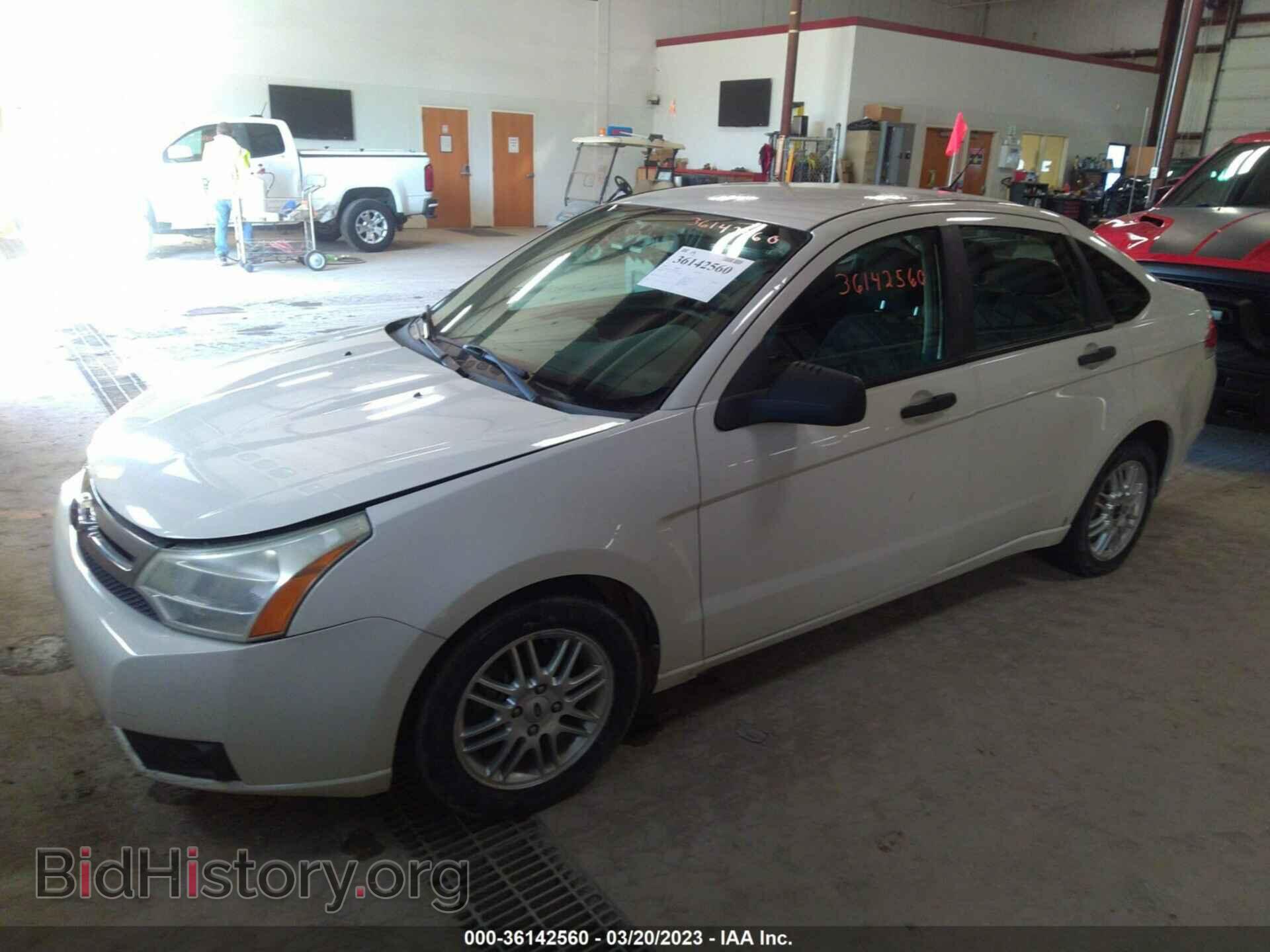 2009 FORD FOCUS - VIN: 1FAHP35N29W152978 - Фото 2