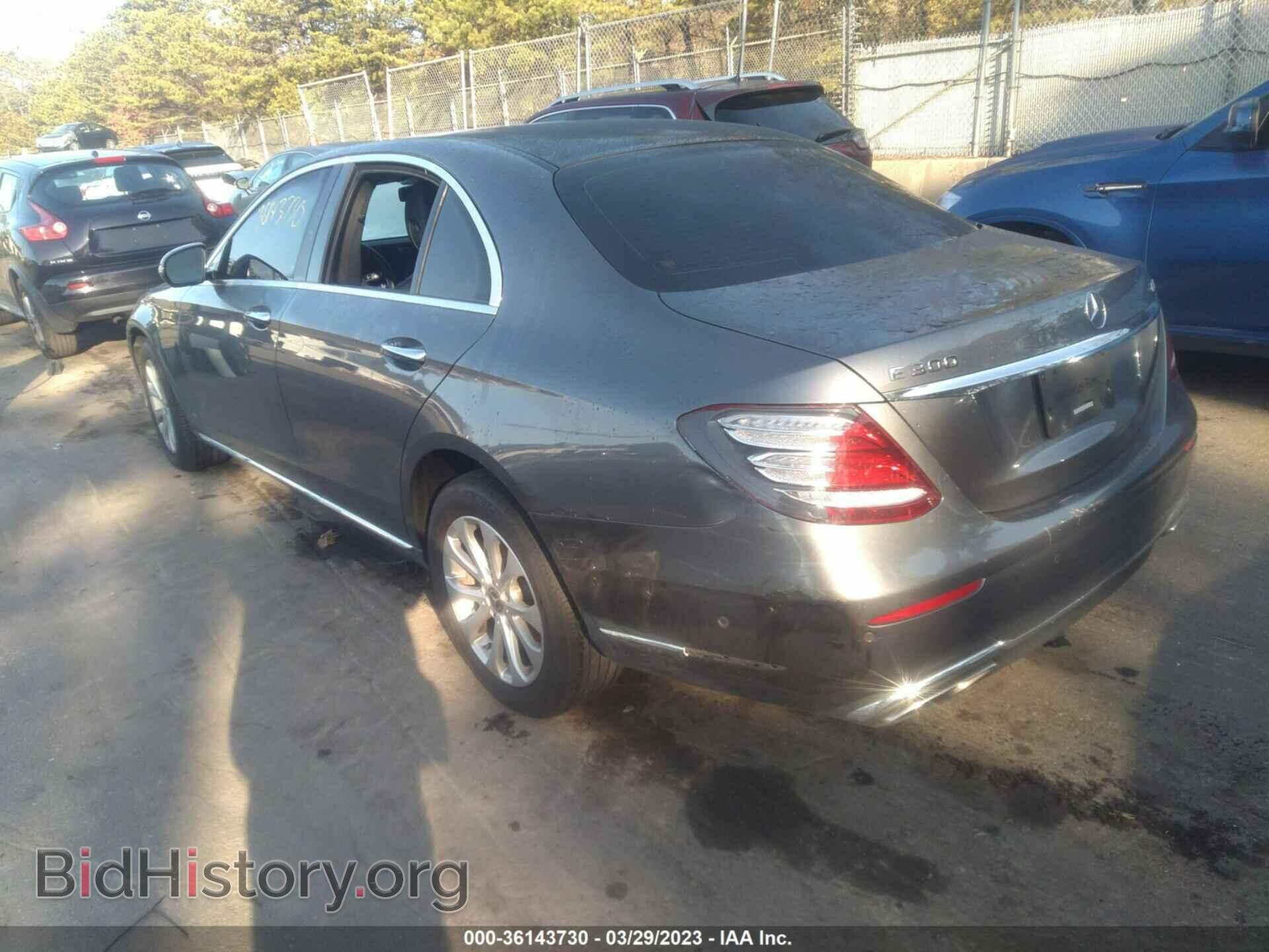2018 MERCEDES-BENZ E-CLASS - VIN: WDDZF4KB4JA349904 - Фото 3