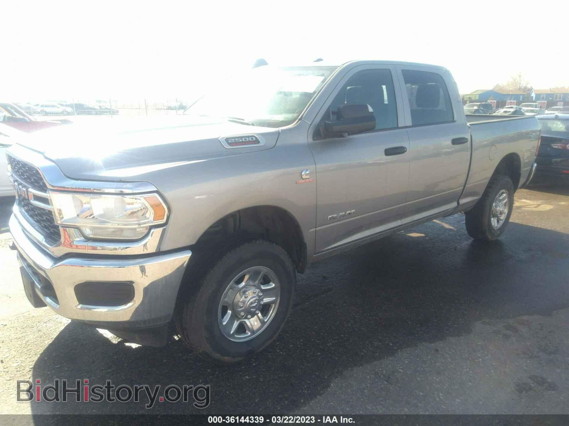 2022 RAM 2500 - VIN: 3C6UR5CL5NG372146 - Фото 2
