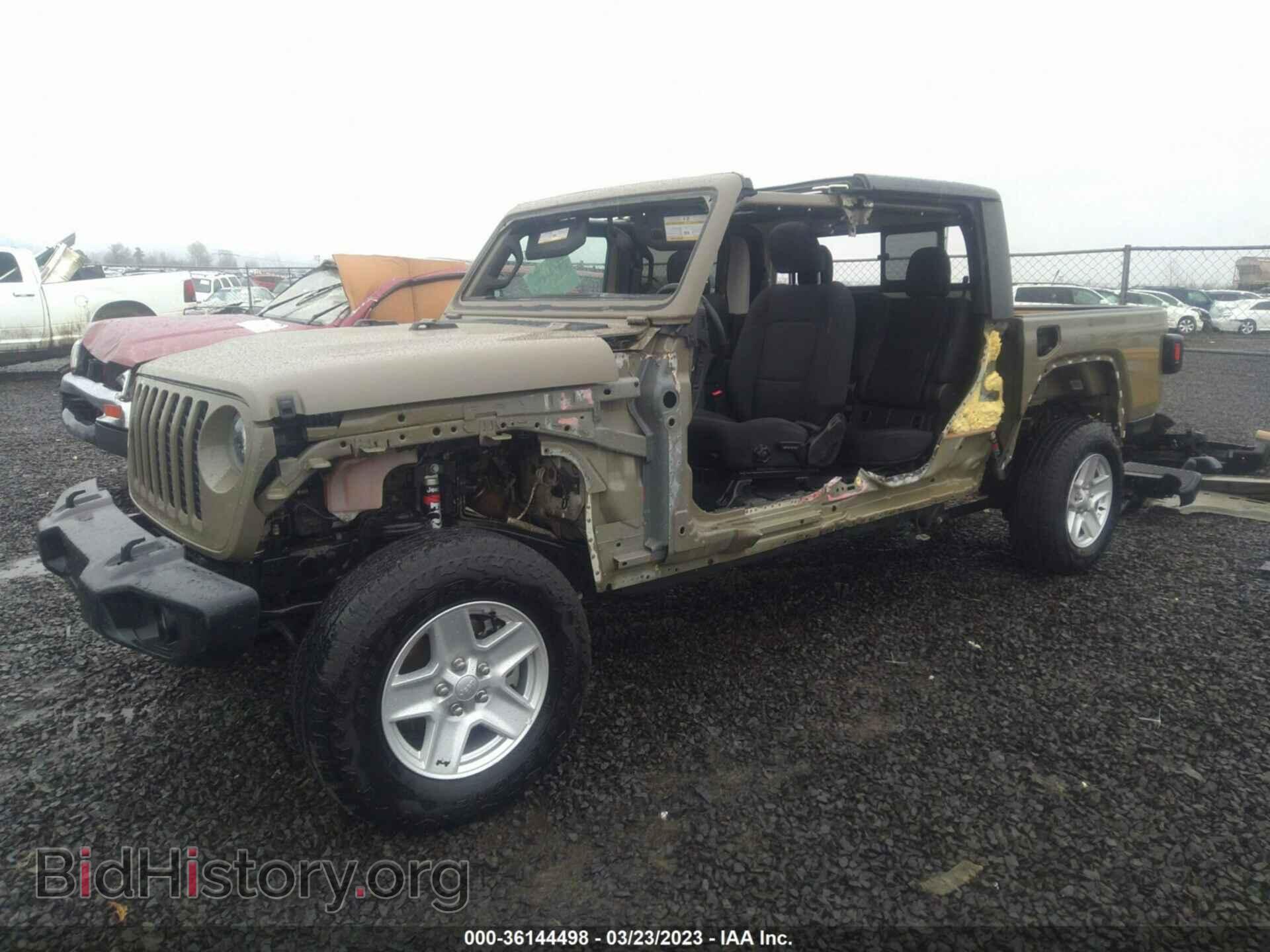 2020 JEEP GLADIATOR - VIN: 1C6JJTAG4LL167728 - Фото 2