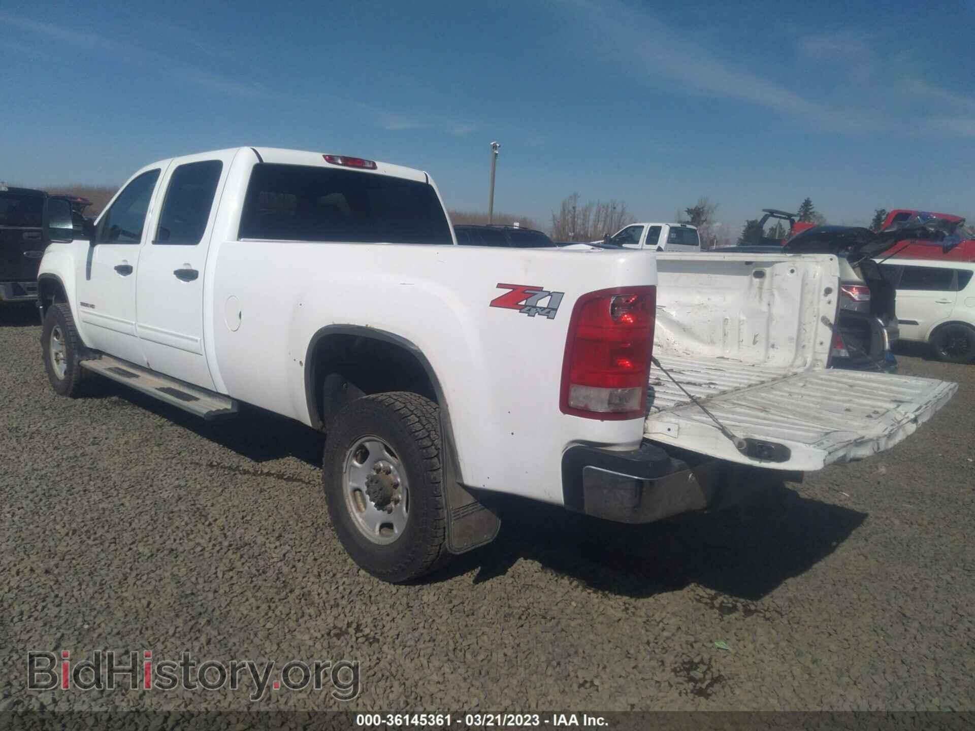 2013 GMC SIERRA 2500HD - VIN: 1GT120C8XDF144822 - Фото 3