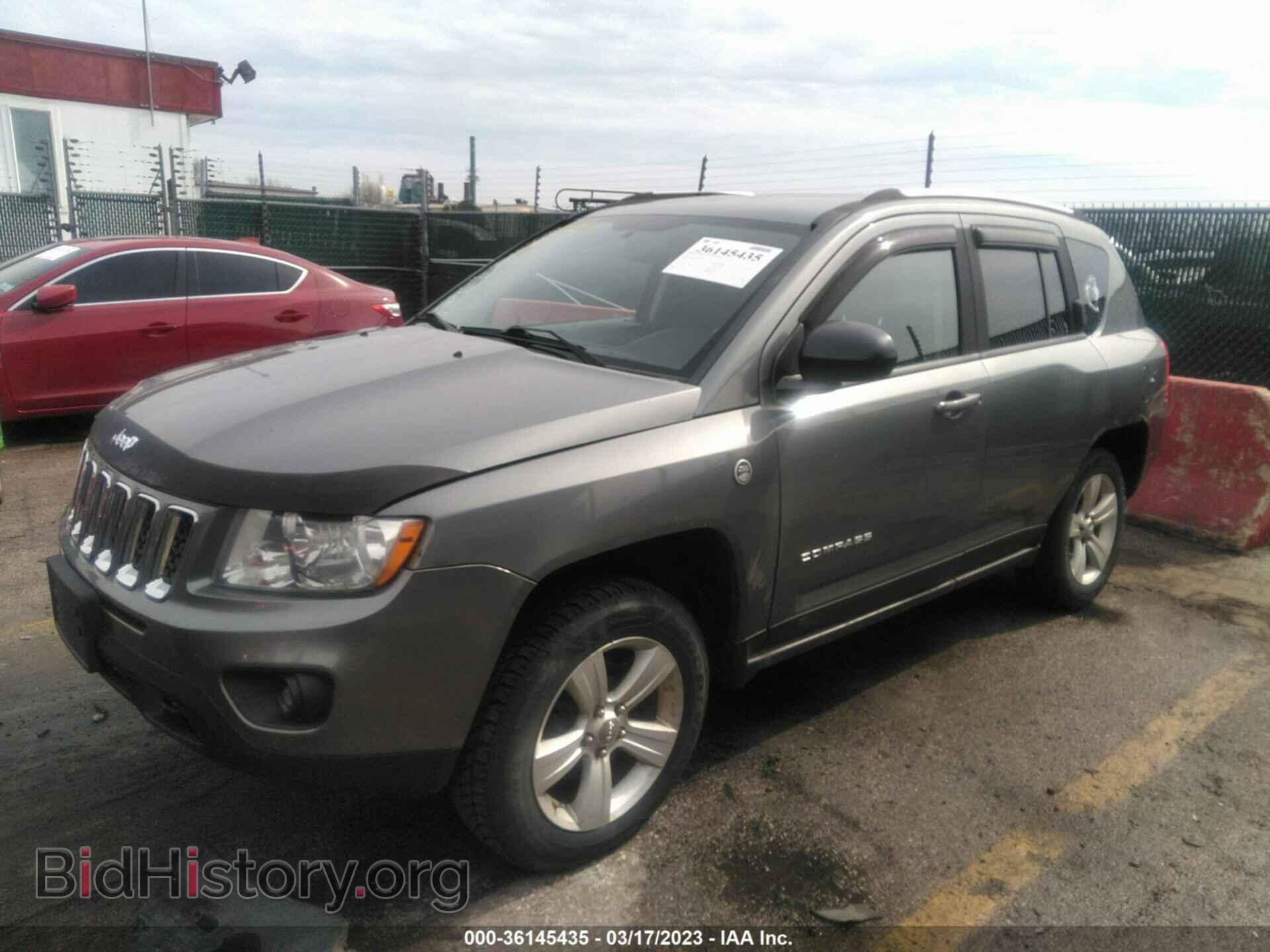 2012 JEEP COMPASS - VIN: 1C4NJDEB5CD675635 - Photo 2