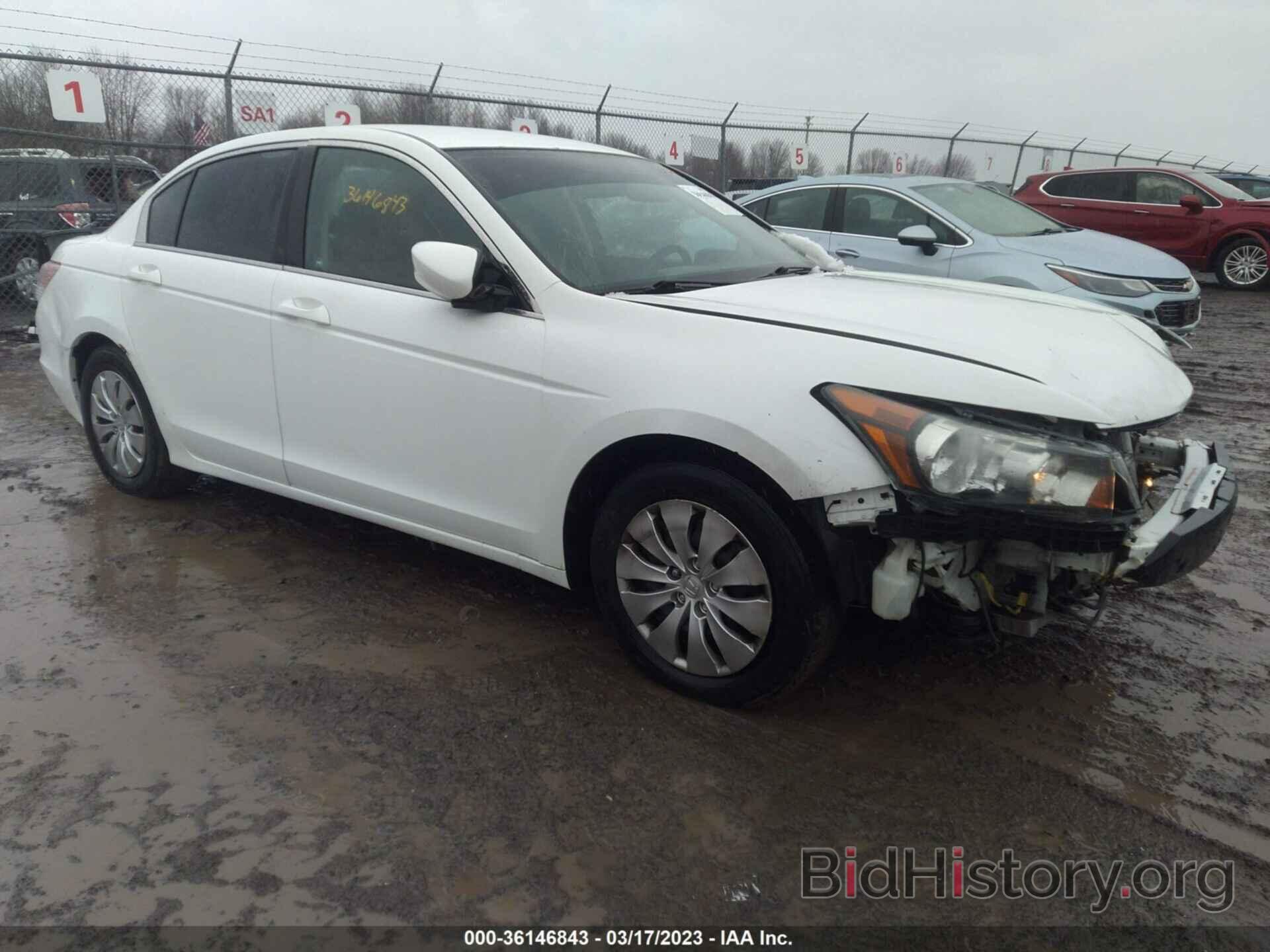 Photo 1HGCP2F31CA192213 - HONDA ACCORD SDN 2012