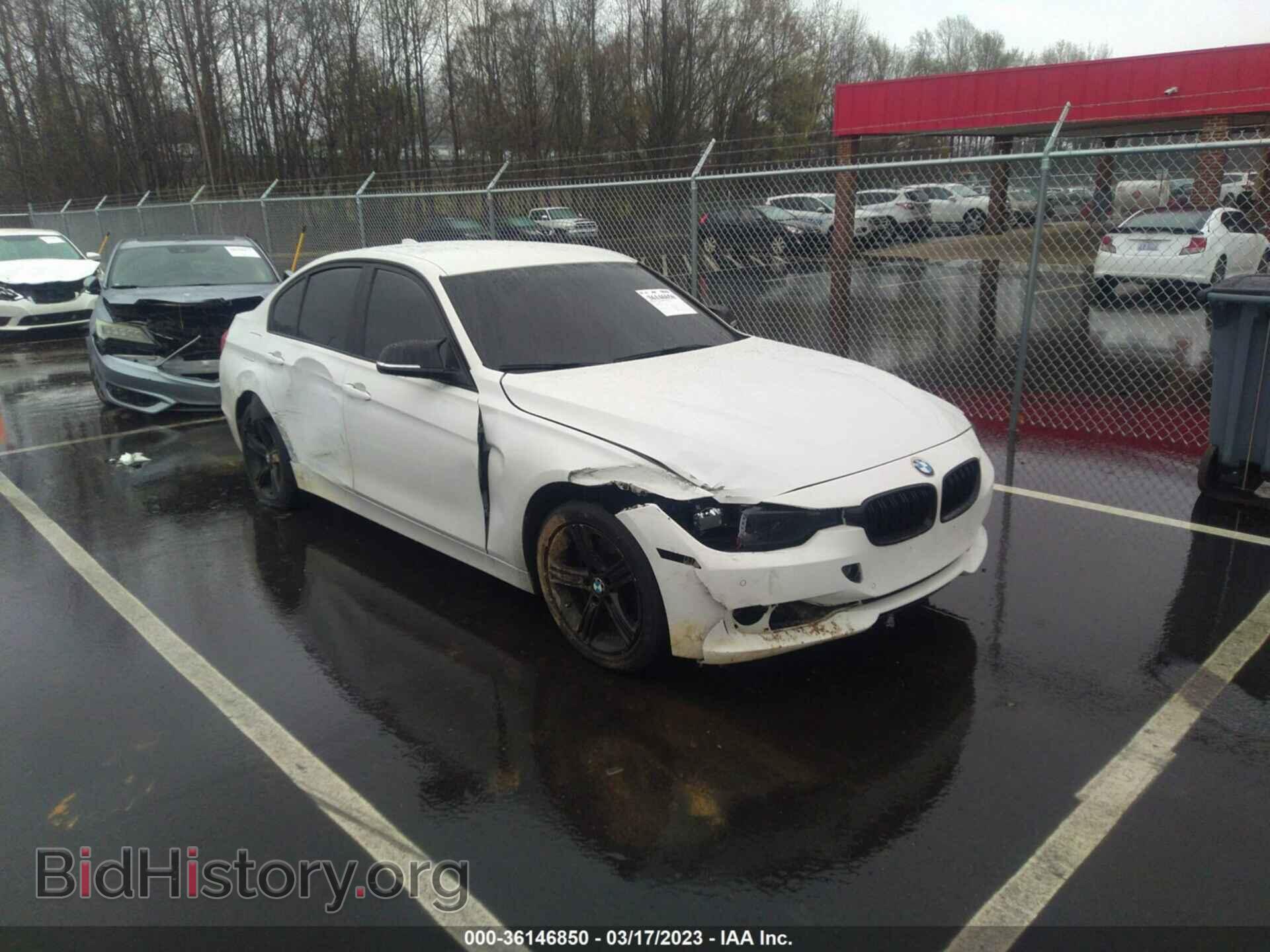 Photo WBA3A5C55CF344615 - BMW 3 SERIES 2012
