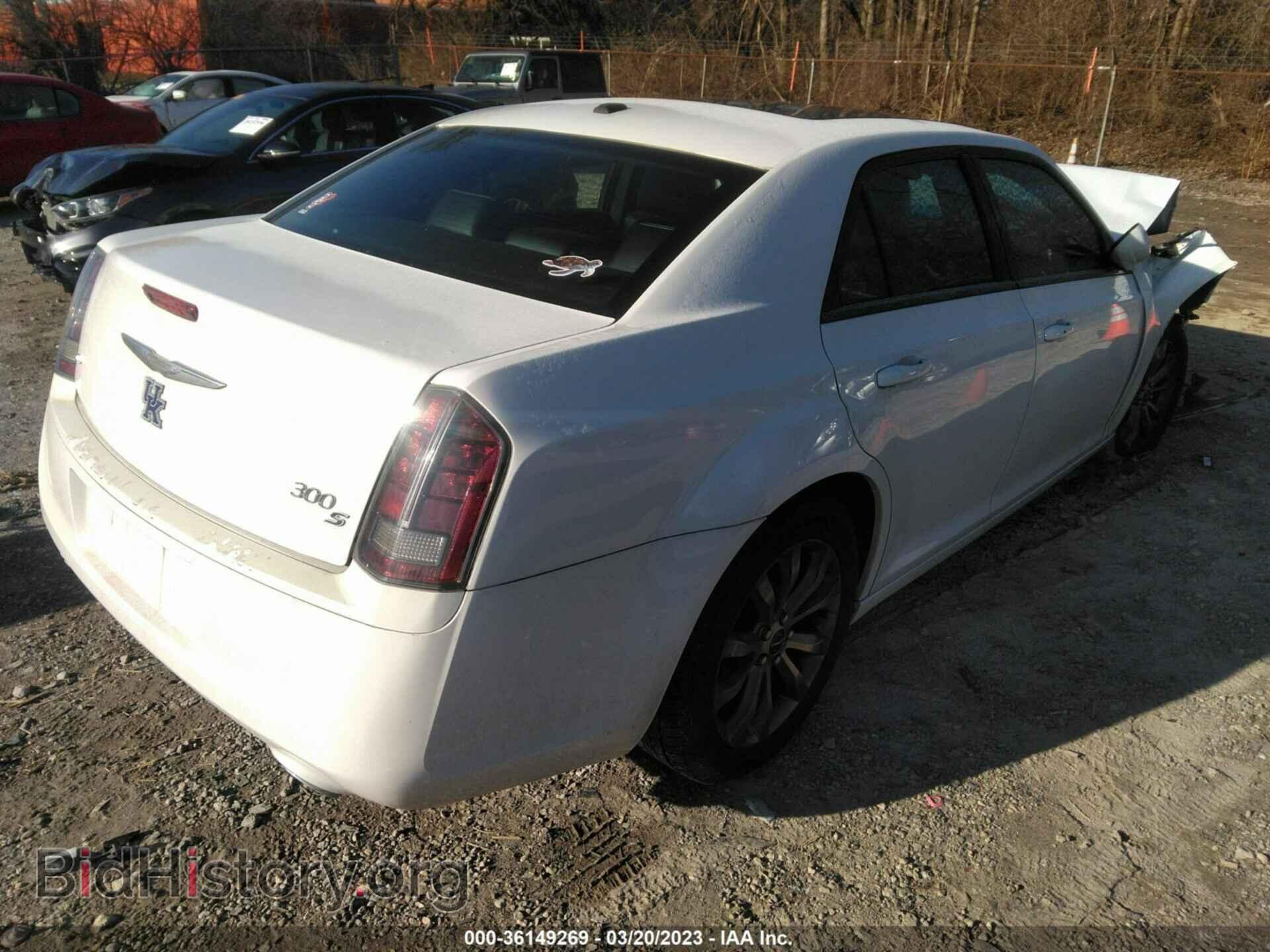 2014 CHRYSLER 300 - VIN: 2C3CCAGG3EH374199 - Photo 4
