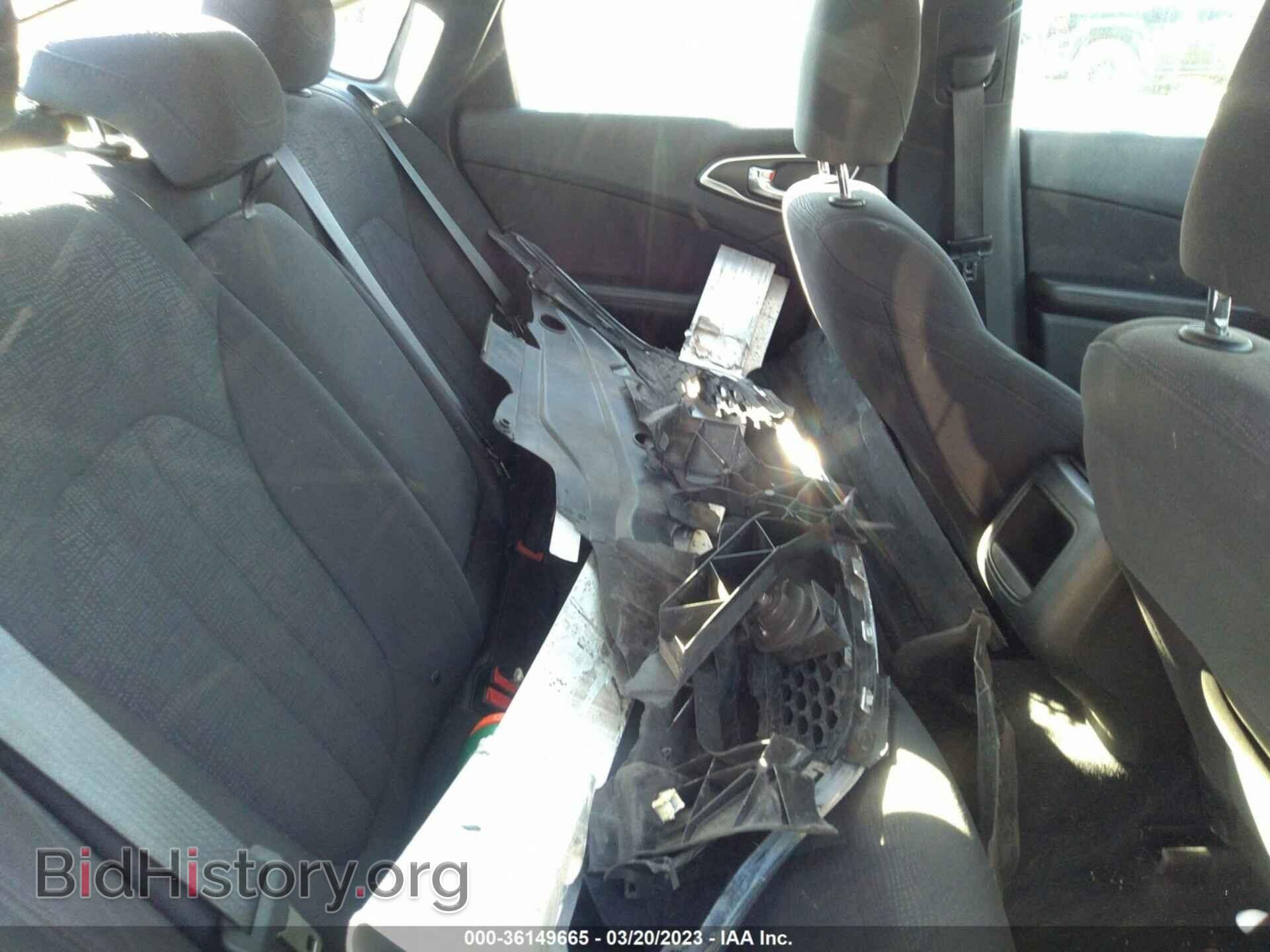 2015 CHRYSLER 200 - VIN: 1C3CCCAB4FN660340 - Photo 8