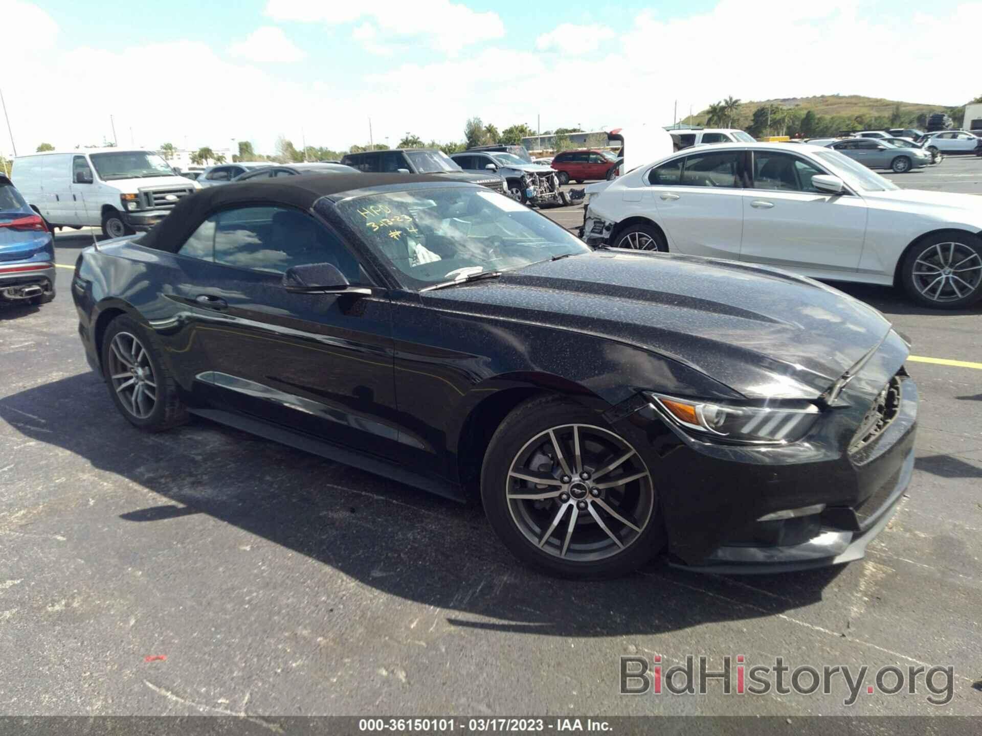 Photo 1FATP8UH1G5329266 - FORD MUSTANG 2016