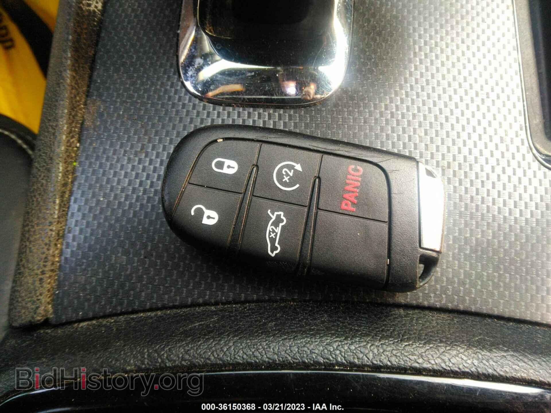 2014 CHRYSLER 300 - VIN: 2C3CCAGG7EH309761 - Фото 11