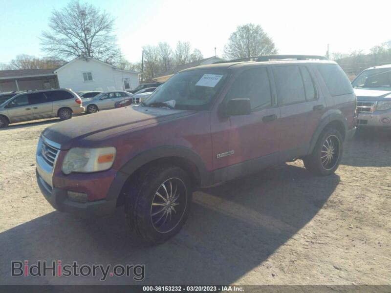 2006 Ford EXPLORER (VIN 1FMEU63EX6UA12075) — фото 2 из 11