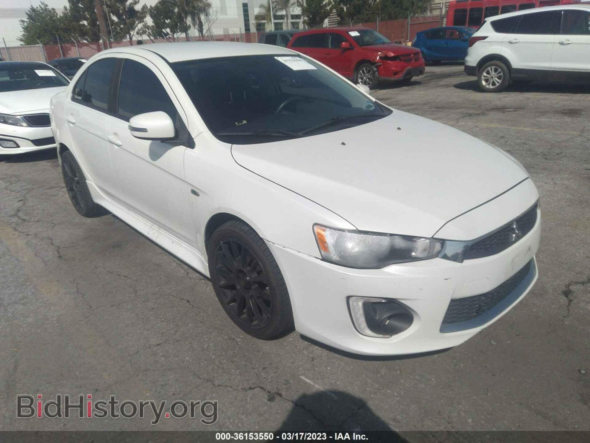 Photo JA32U2FUXHU002084 - MITSUBISHI LANCER 2017