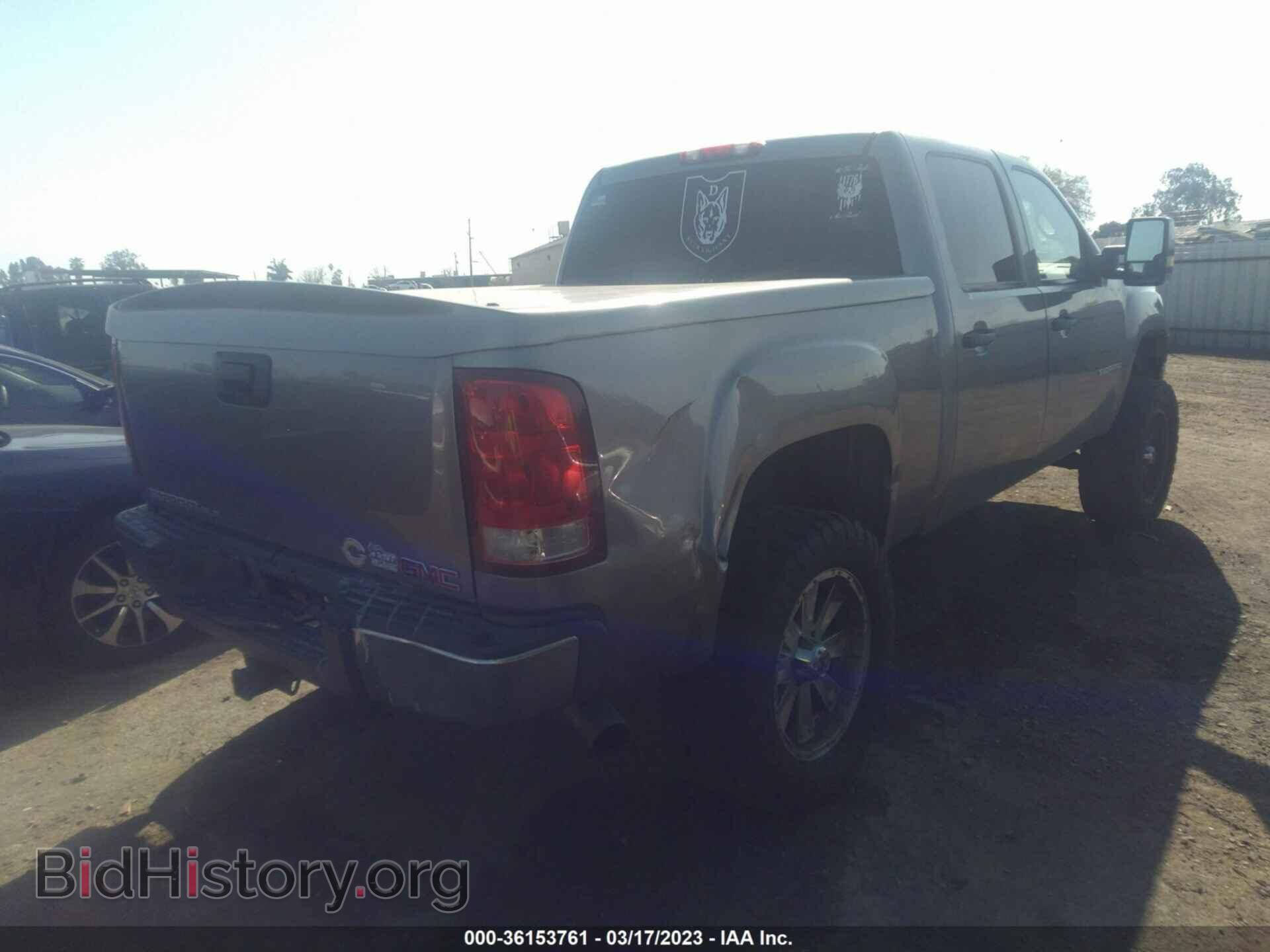 2007 GMC SIERRA 1500 - VIN: 2GTEC13J571505280 - Фото 4