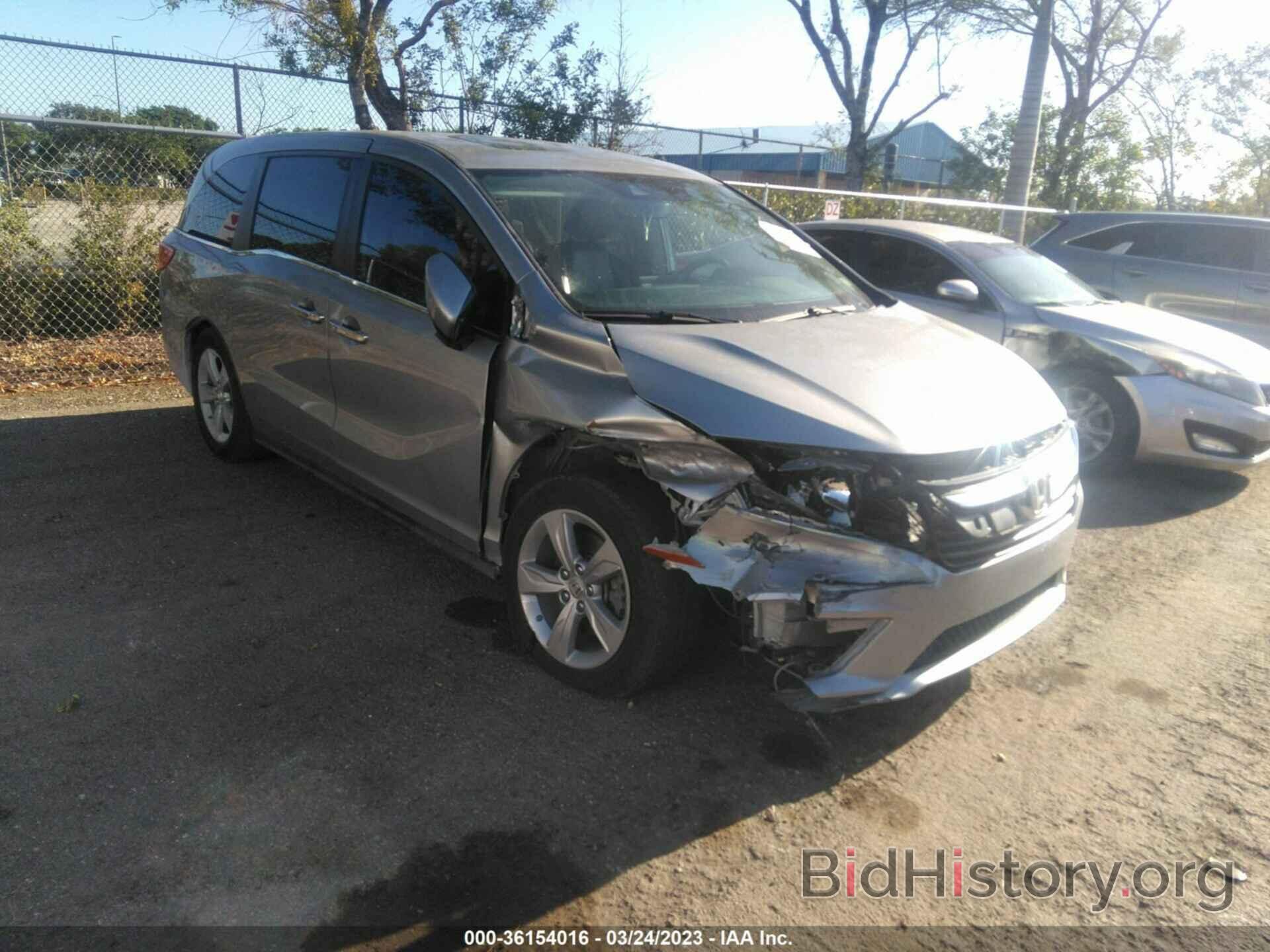 Photo 5FNRL6H77JB084176 - HONDA ODYSSEY 2018