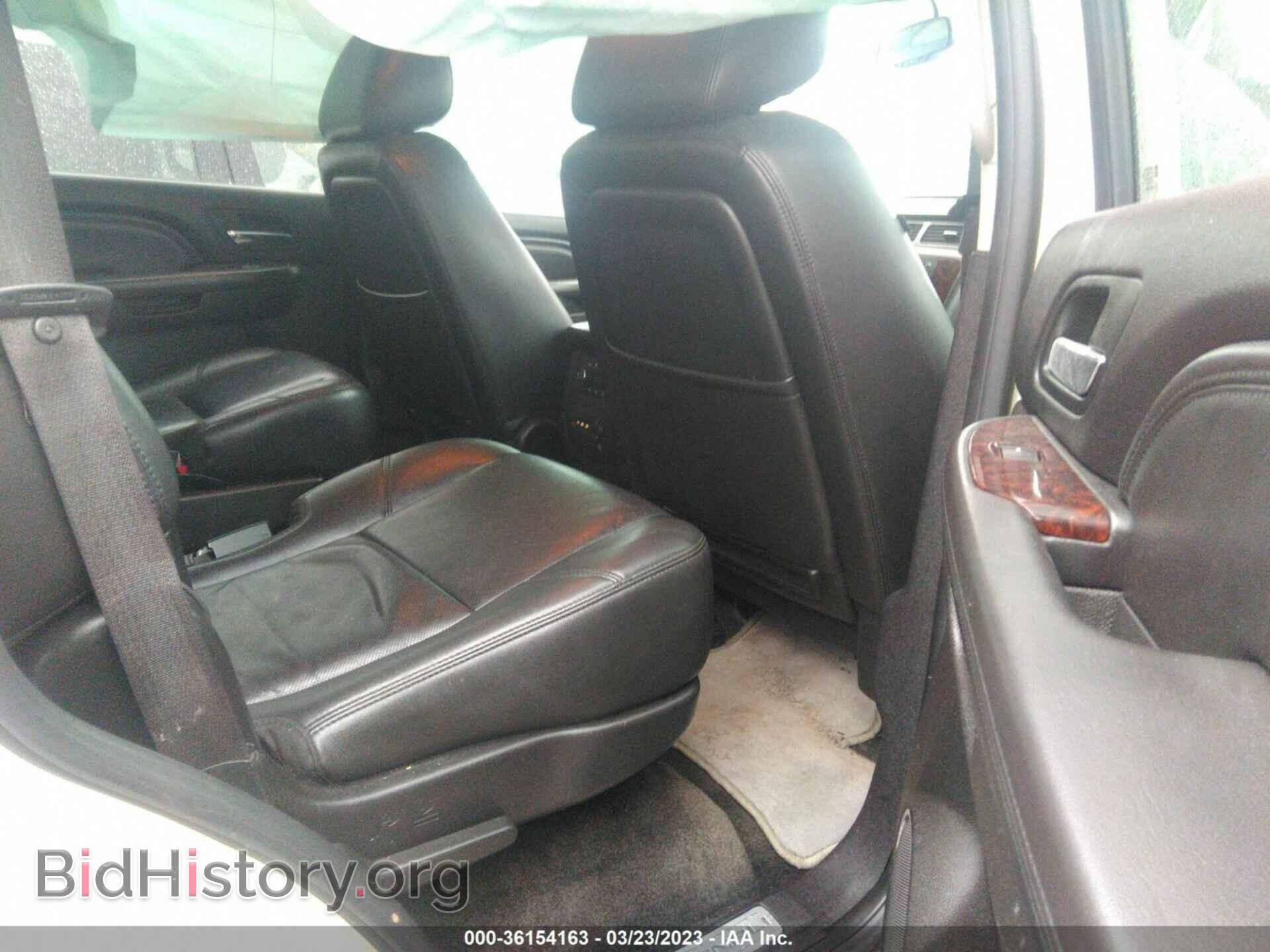 2011 GMC YUKON - VIN: 1GKS2EEF9BR350484 - Photo 8