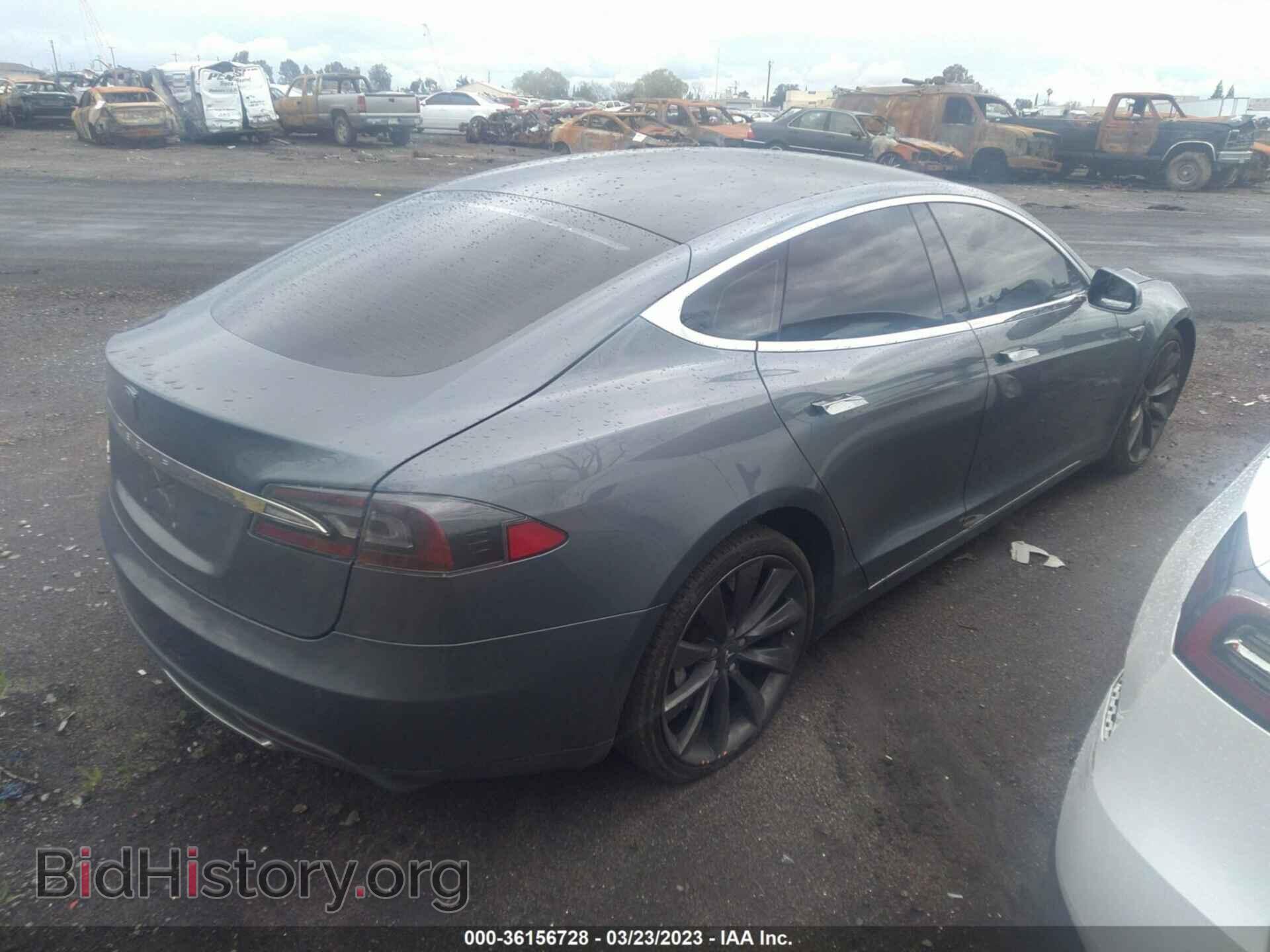 2014 TESLA MODEL S - VIN: 5YJSA1S11EFP30610 - Фото 4