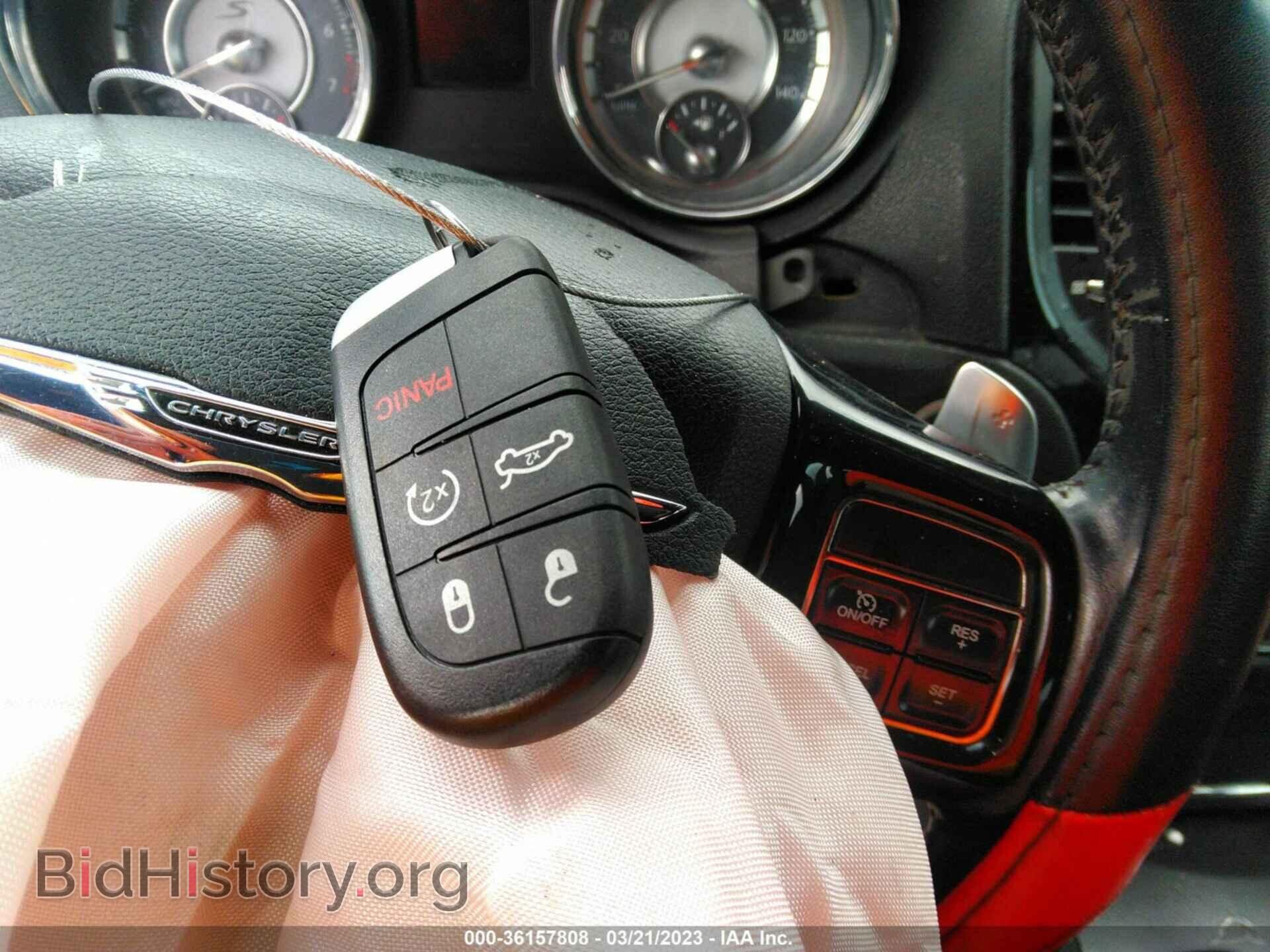 2012 CHRYSLER 300 - VIN: 2C3CCABG8CH115406 - Фото 11