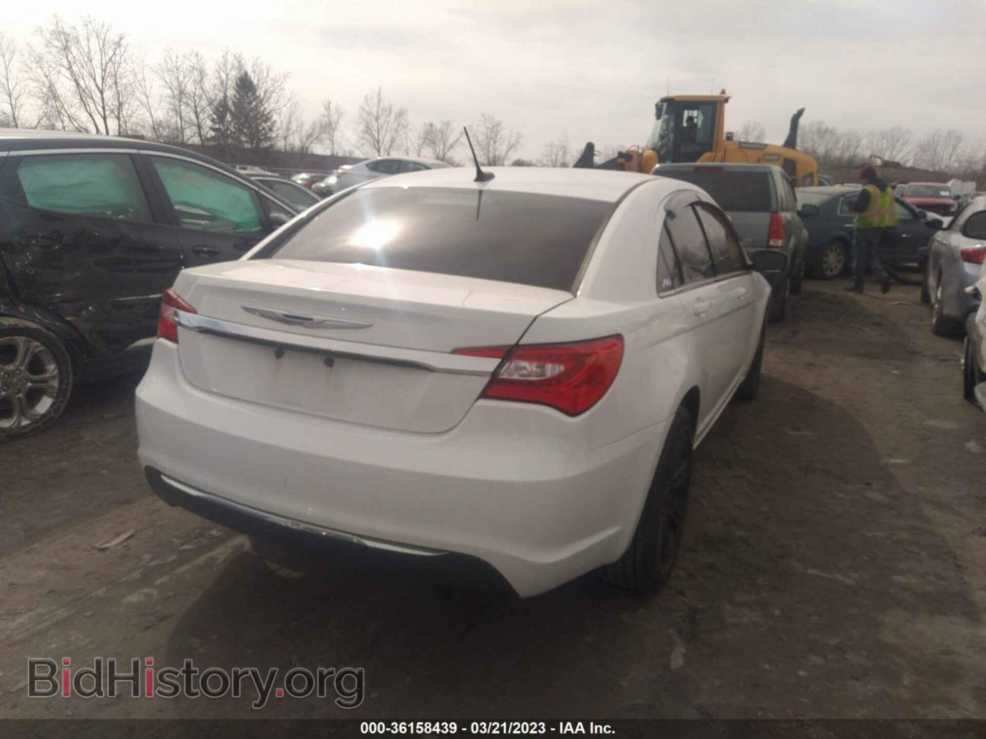 2012 CHRYSLER 200 - VIN: 1C3CCBBB2CN131747 - Photo 4