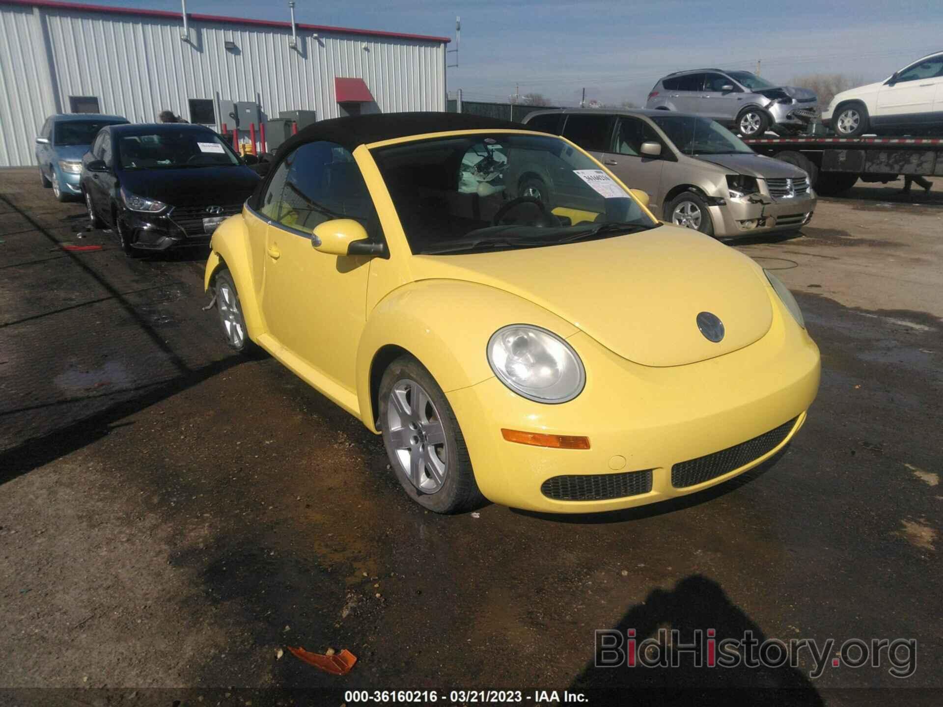 Photo 3VWRF31Y17M419684 - VOLKSWAGEN NEW BEETLE CONVERTIBLE 2007