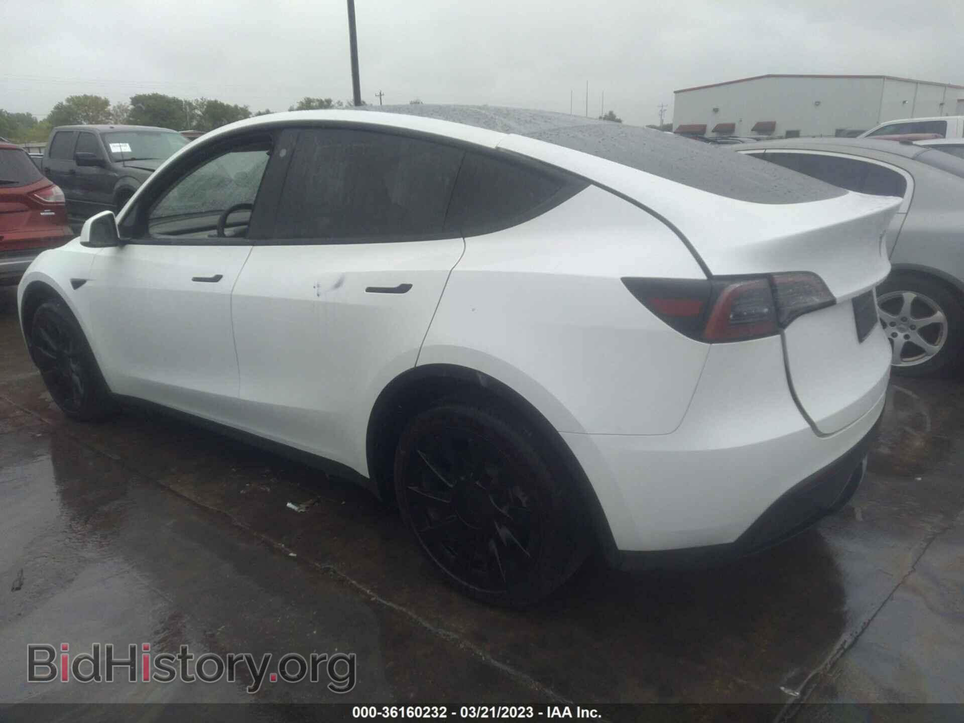 2023 TESLA MODEL Y - VIN: 7SAYGDEE0PA051911 - Фото 3