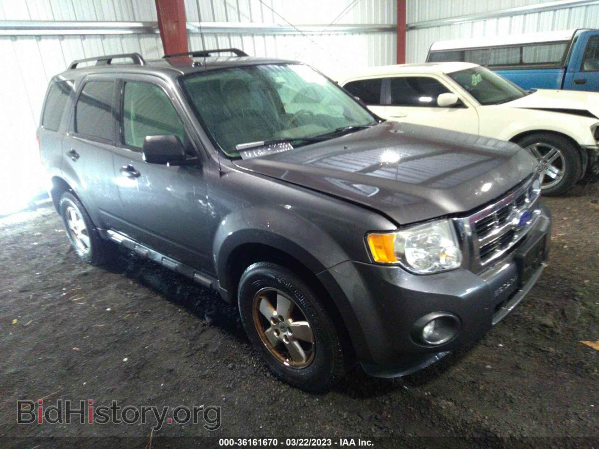 Фотография 1FMCU0D71BKC40363 - FORD ESCAPE 2011