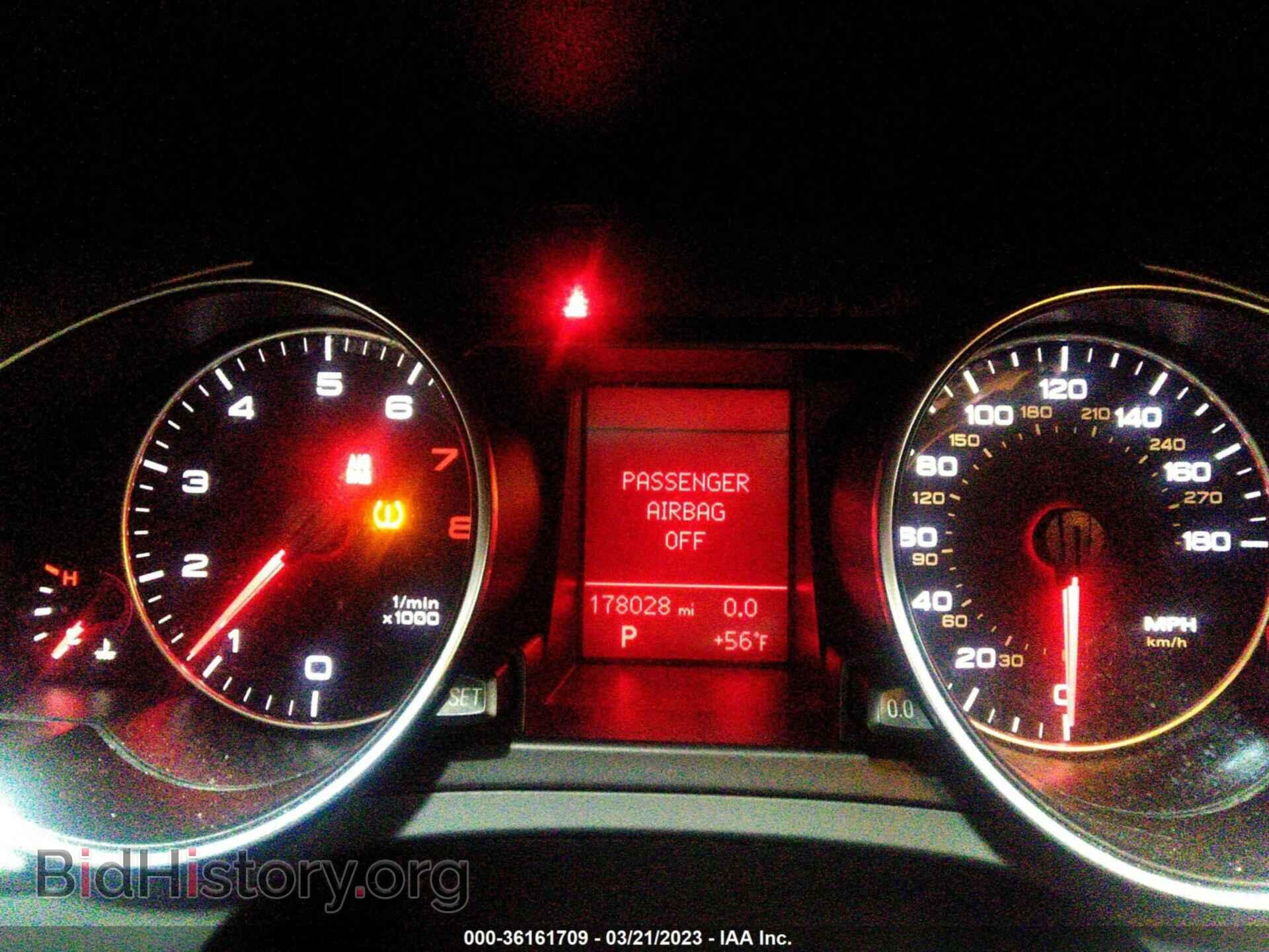 2011 AUDI A5 - VIN: WAUCFAFR7BA004211 - Фото 7