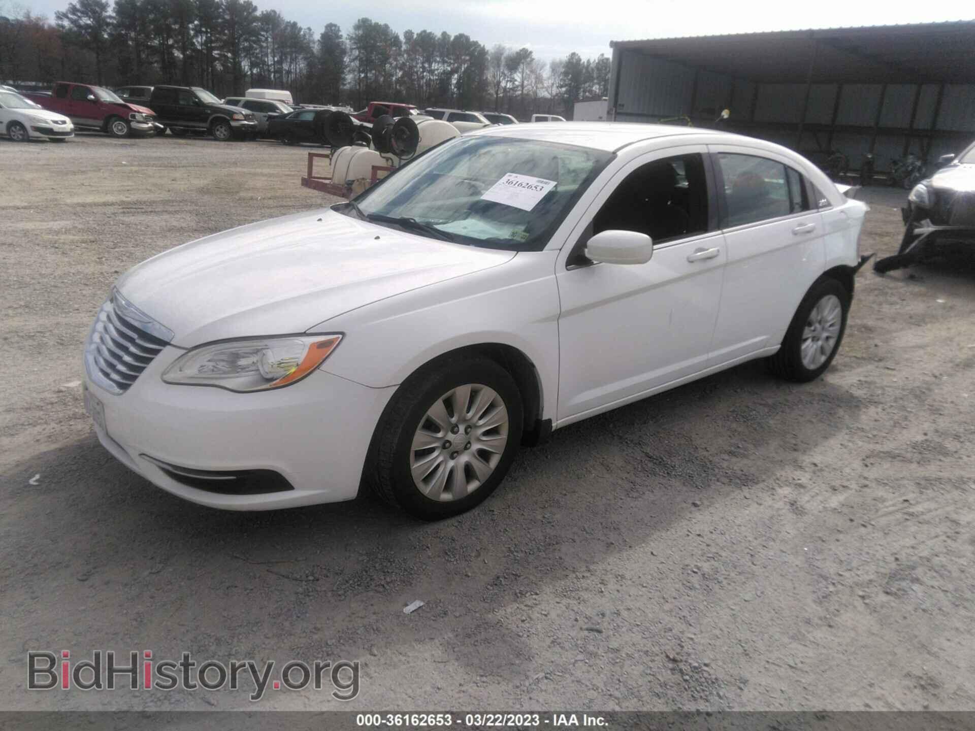 2012 CHRYSLER 200 - VIN: 1C3CCBAB4CN319901 - Фото 2