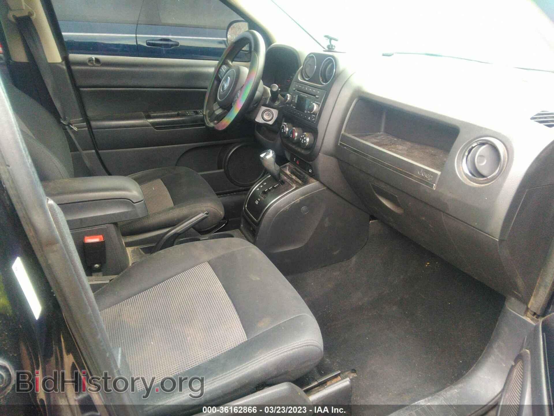 2012 JEEP COMPASS - VIN: 1C4NJCBA1CD602929 - Фото 5