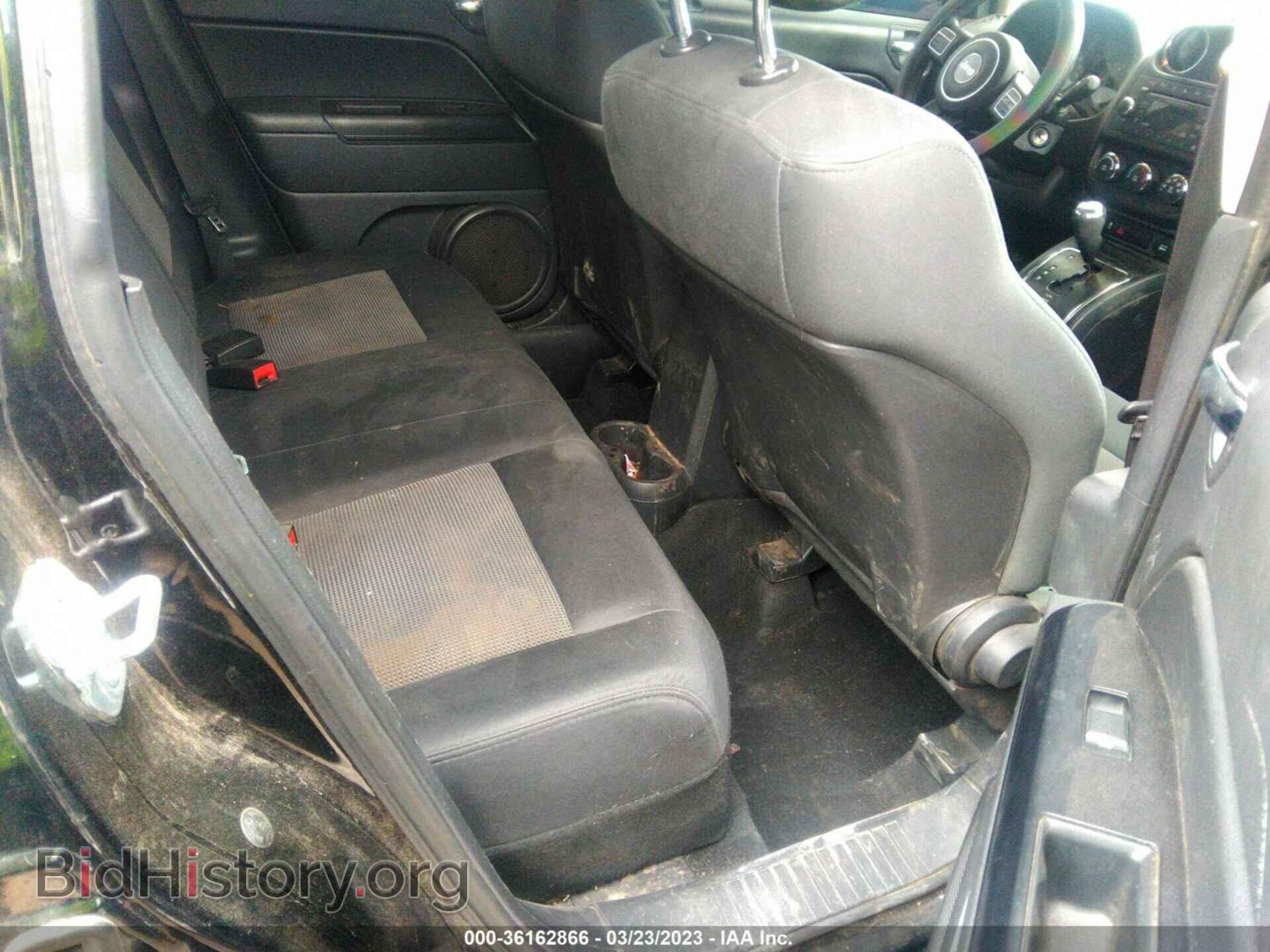 2012 JEEP COMPASS - VIN: 1C4NJCBA1CD602929 - Фото 8