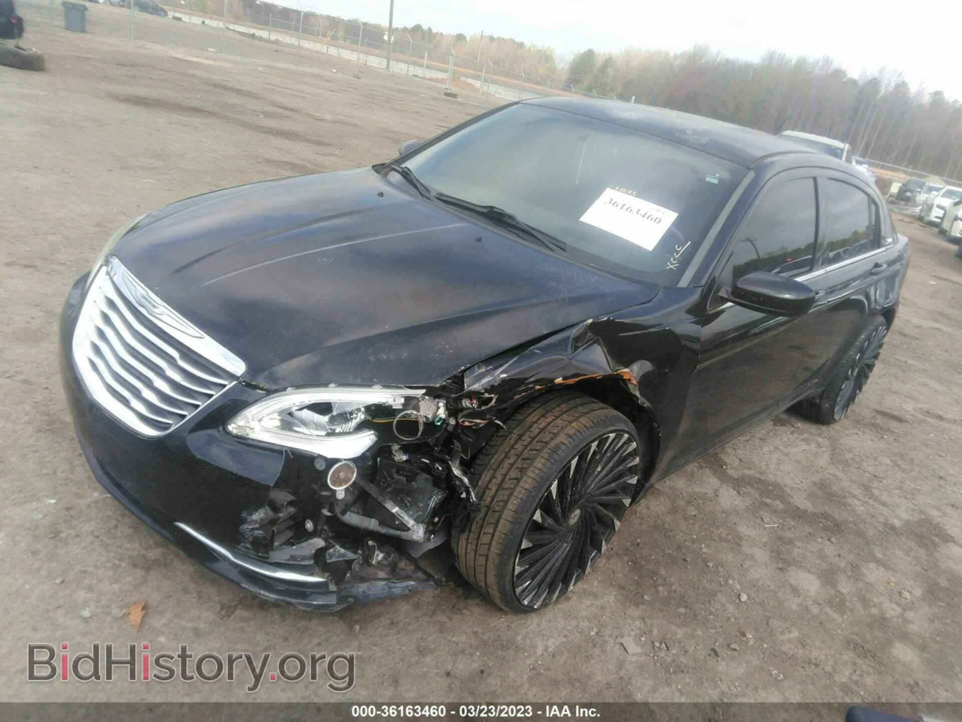 2014 CHRYSLER 200 - VIN: 1C3CCBBBXEN137542 - Фото 2