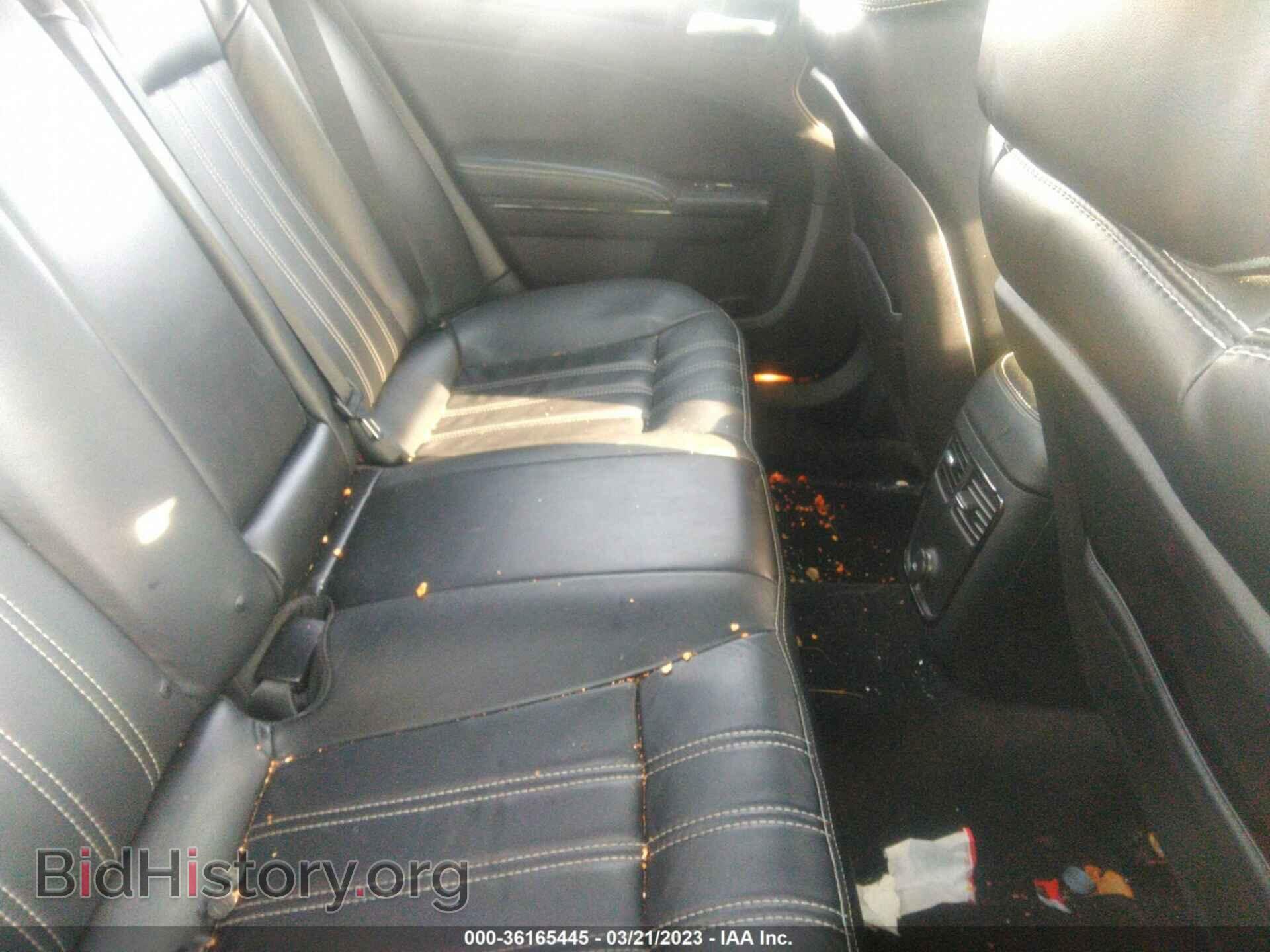 2014 CHRYSLER 300 - VIN: 2C3CCAGT3EH280482 - Фото 8