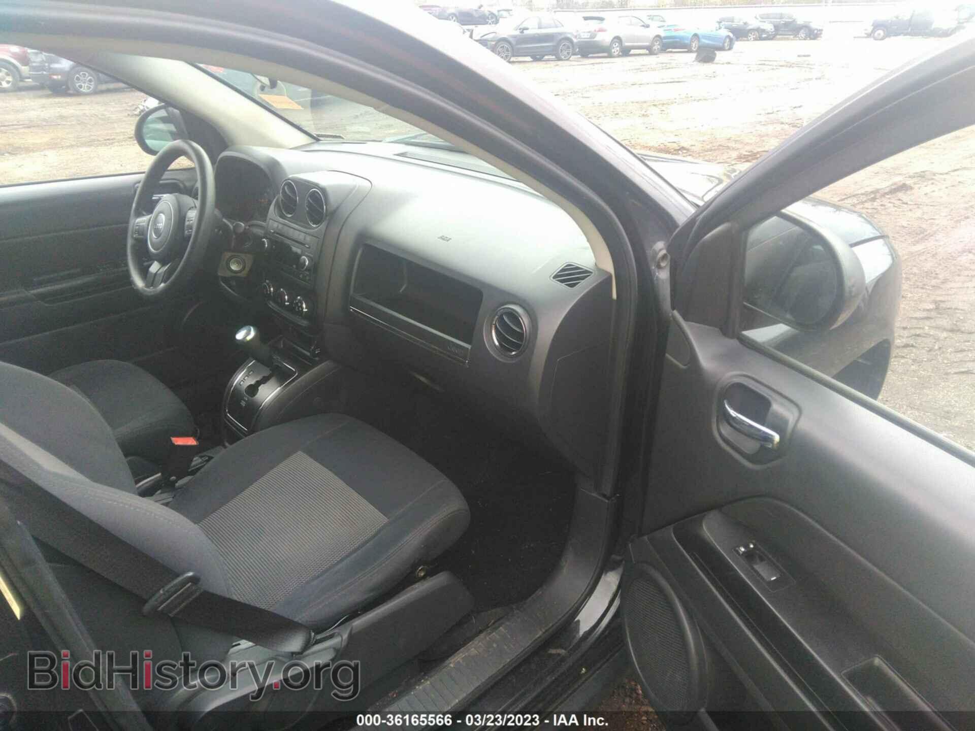 2011 JEEP COMPASS - VIN: 1J4NT1FA8BD215828 - Photo 5