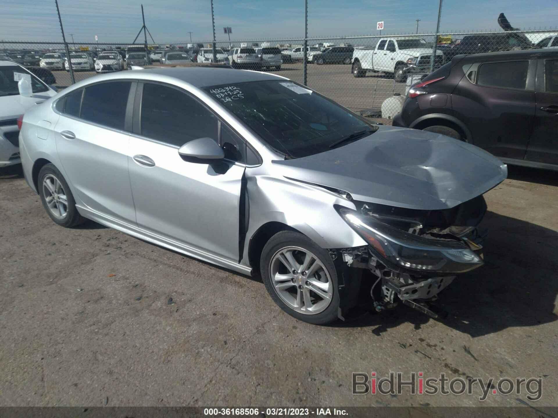 Photo 1G1BE5SM1J7239873 - CHEVROLET CRUZE 2018