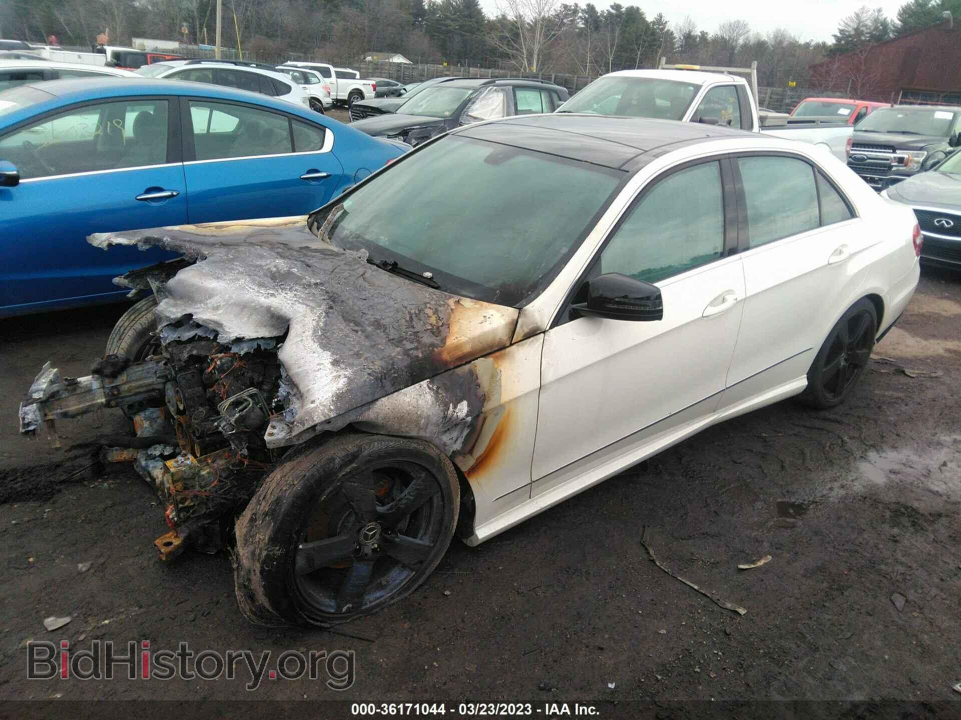 2010 MERCEDES-BENZ E-CLASS - VIN: WDDHF8HB6AA204891 - Фото 2