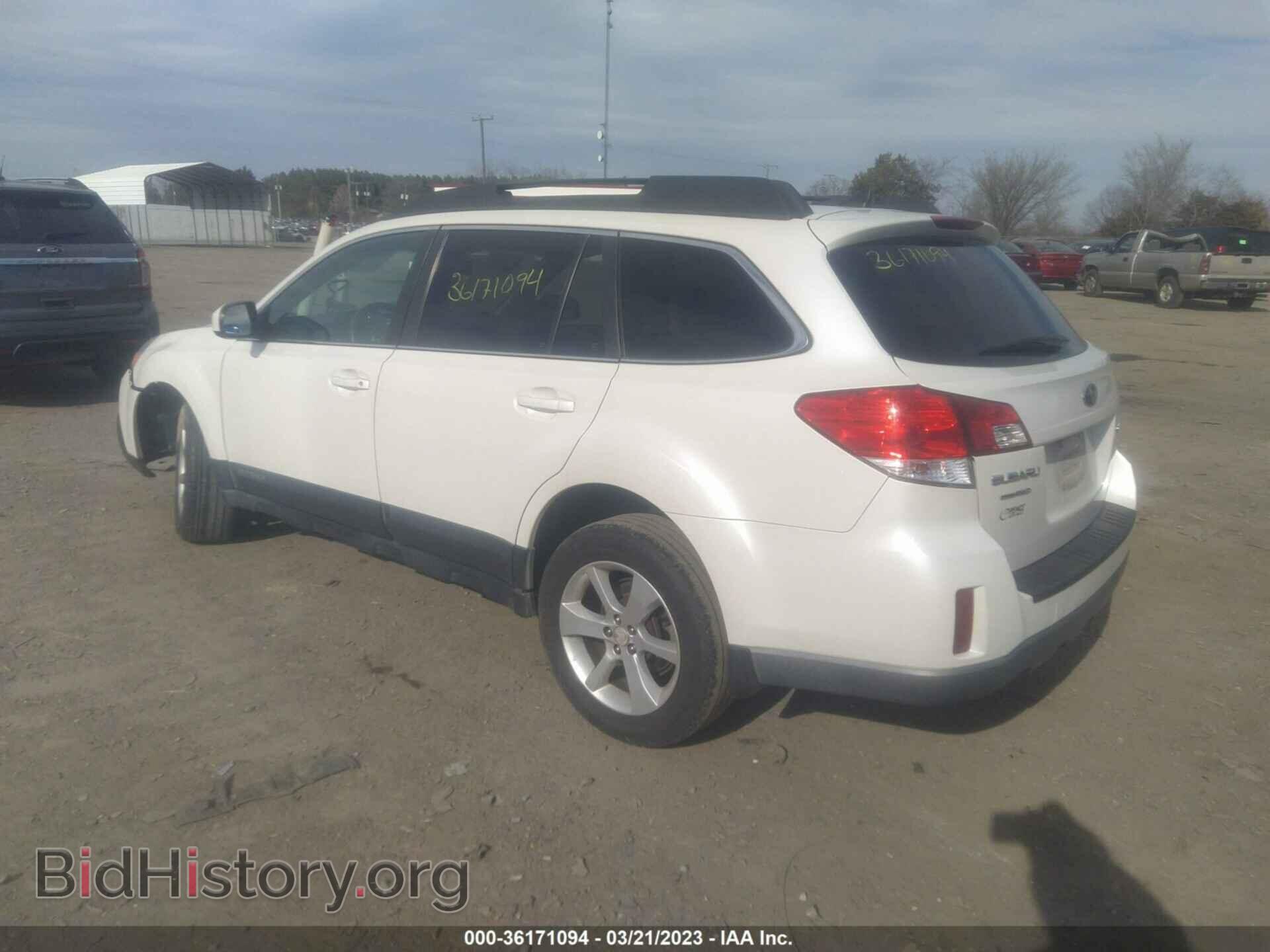 2014 SUBARU OUTBACK - VIN: 4S4BRCCC7E3227712 - Фото 3