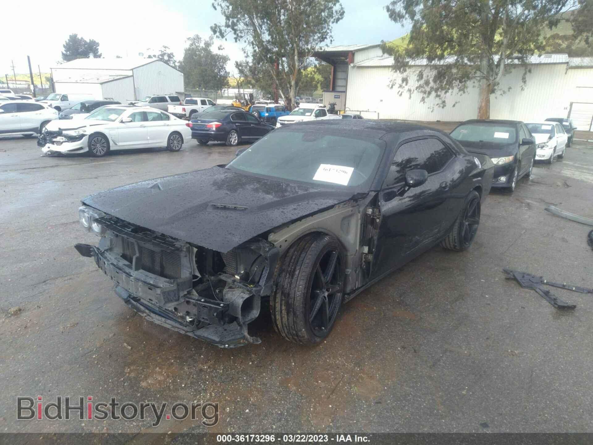 2018 DODGE CHALLENGER - VIN: 2C3CDZAG0JH228051 - Фото 2