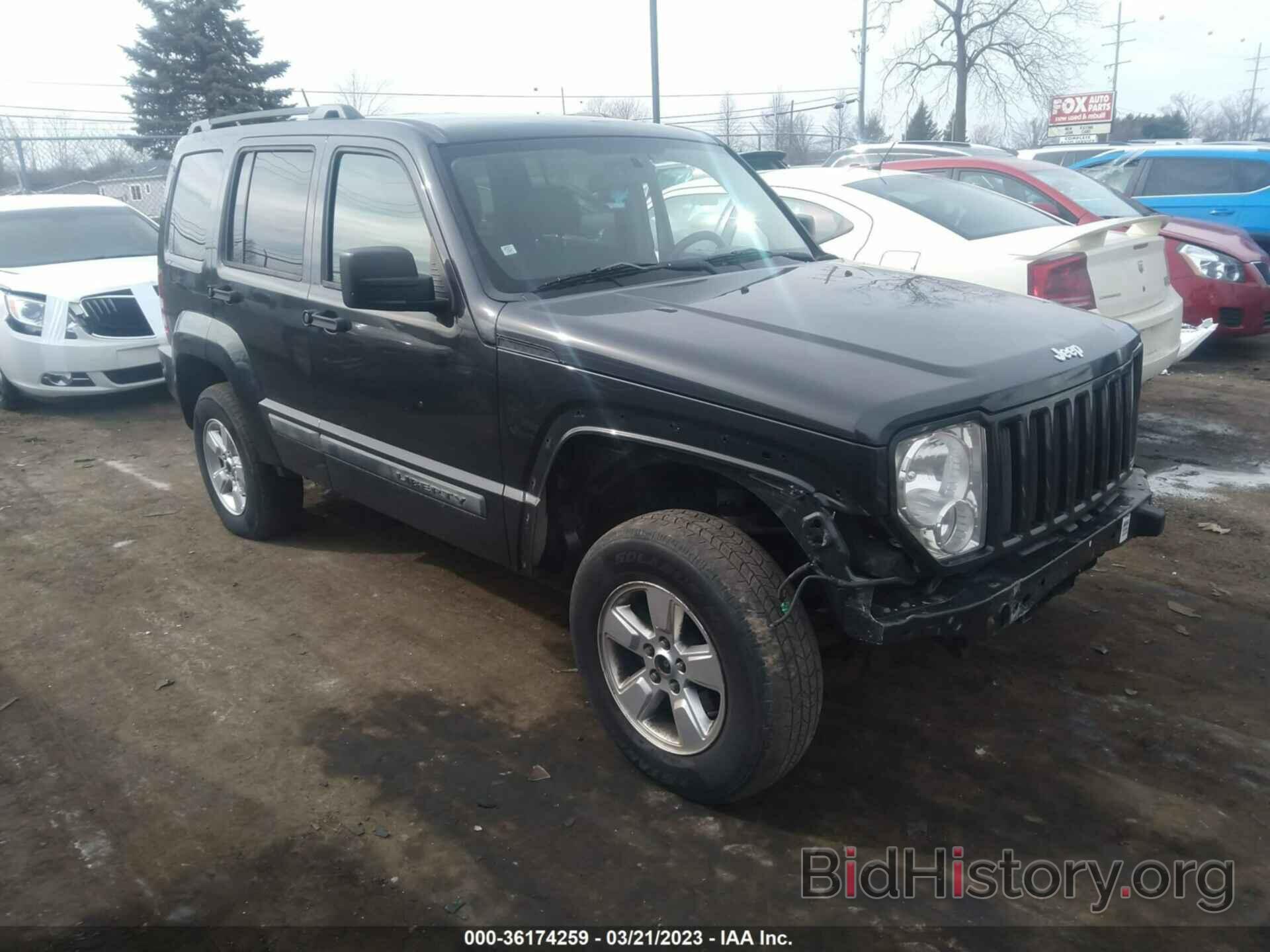 Photo 1J4PN2GK4BW504628 - JEEP LIBERTY 2011