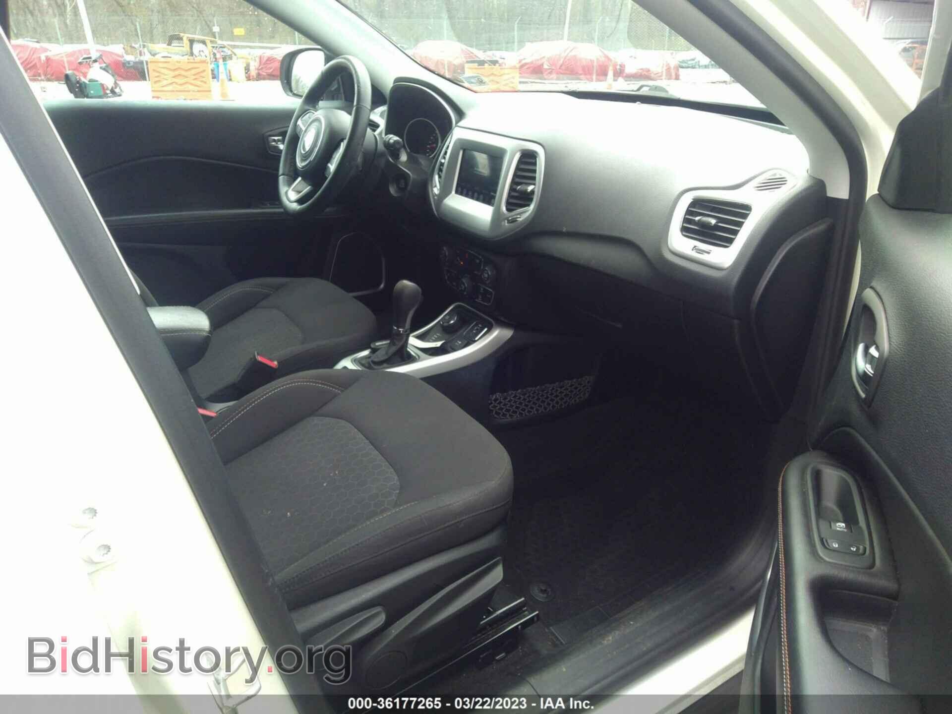 2019 JEEP COMPASS - VIN: 3C4NJDAB2KT723719 - Фото 5