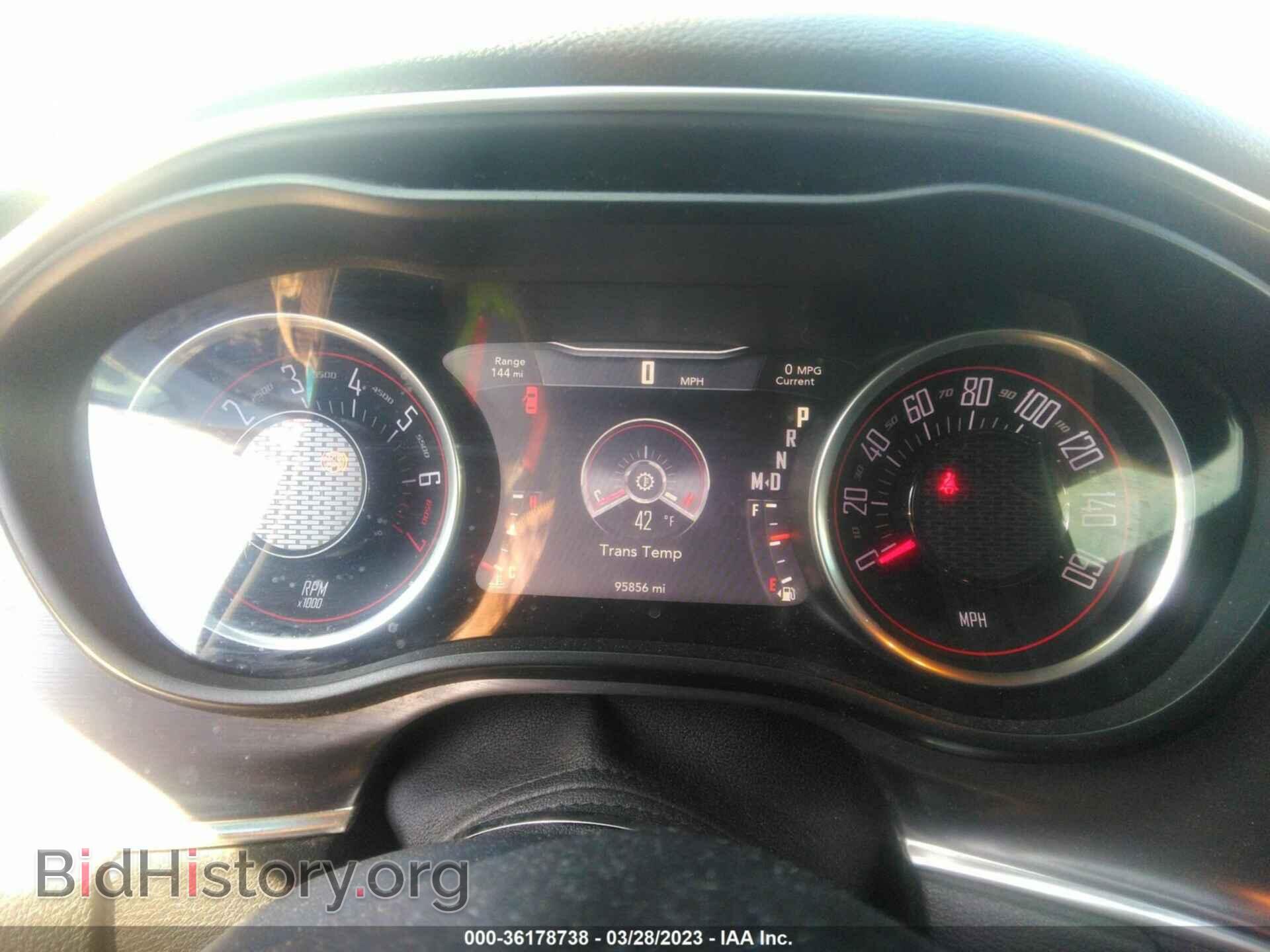 2016 DODGE CHALLENGER - VIN: 2C3CDZAG8GH290094 - Фото 7