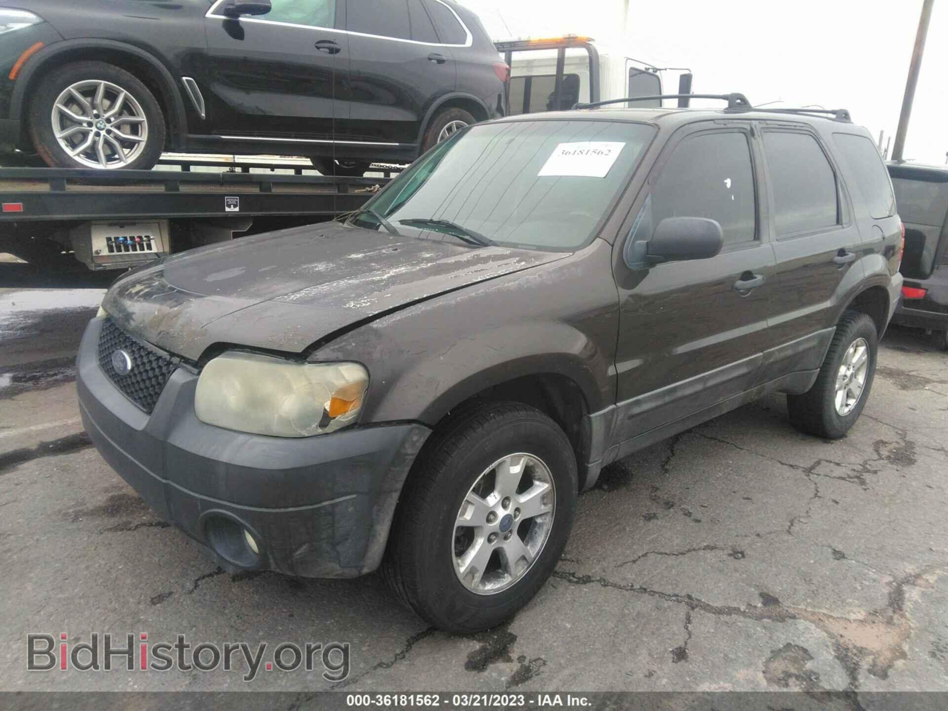 2007 FORD ESCAPE - VIN: 1FMCU93117KC04617 - Фото 2