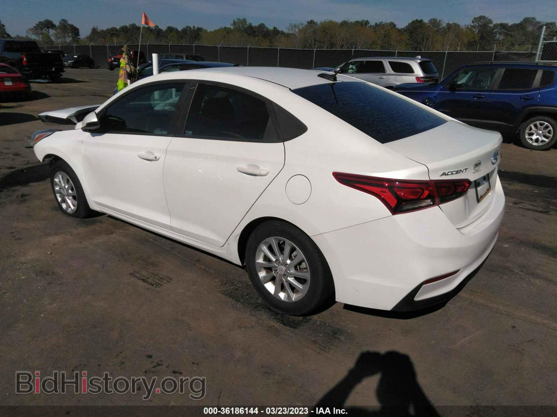 2018 HYUNDAI ACCENT - VIN: 3KPC24A38JE022151 - Фото 3