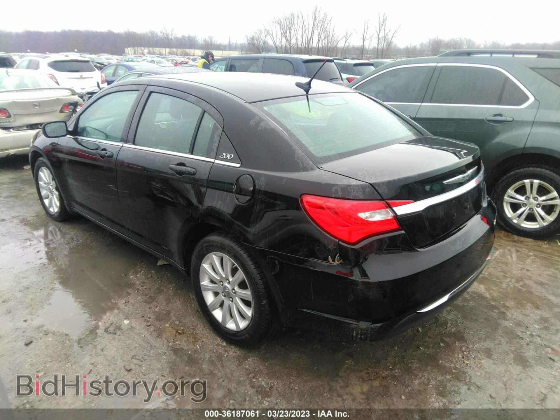 2012 CHRYSLER 200 - VIN: 1C3CCBBB8CN176773 - Фото 3