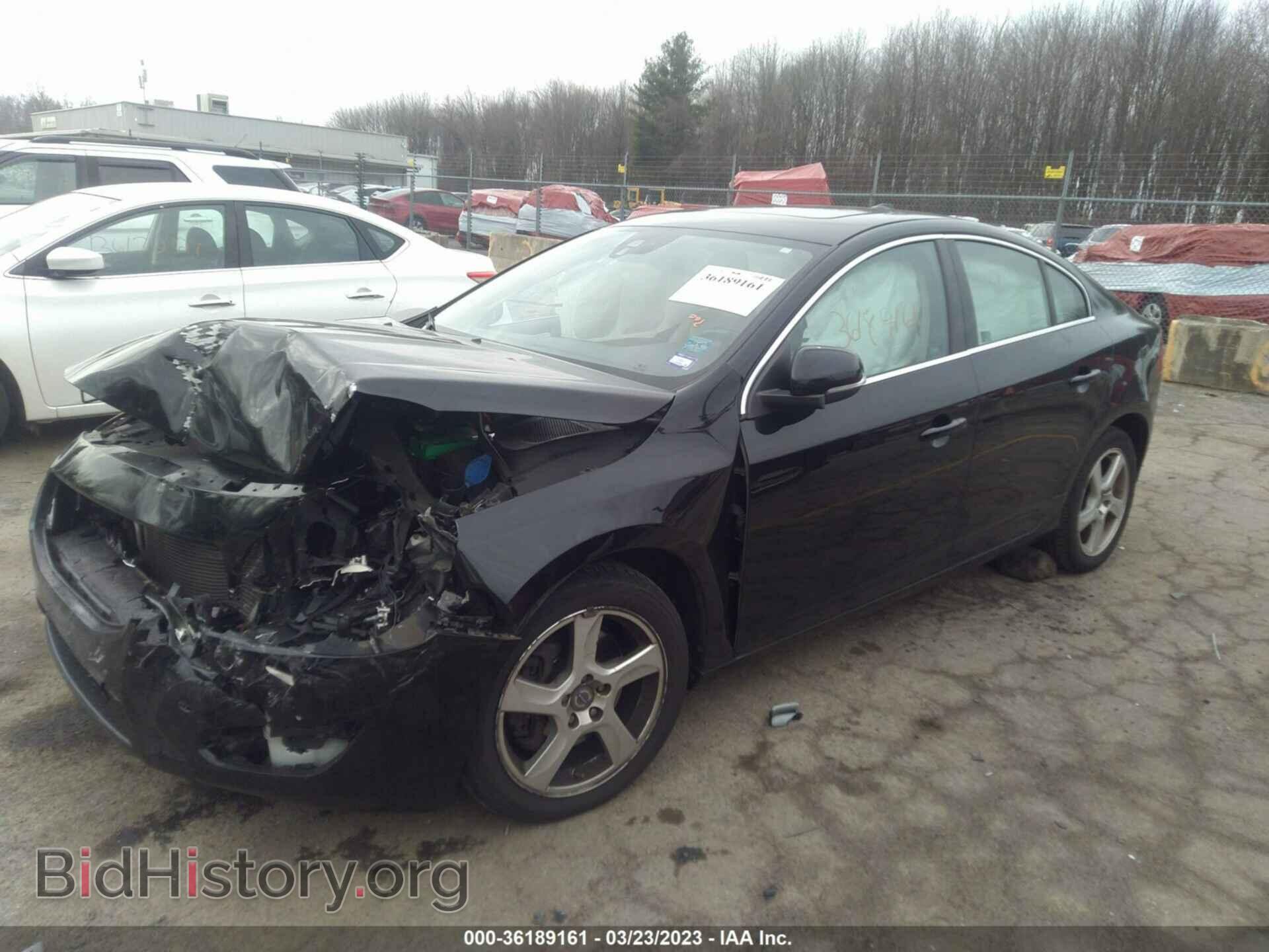 2012 VOLVO S60 - VIN: YV1622FSXC2033700 - Фото 2