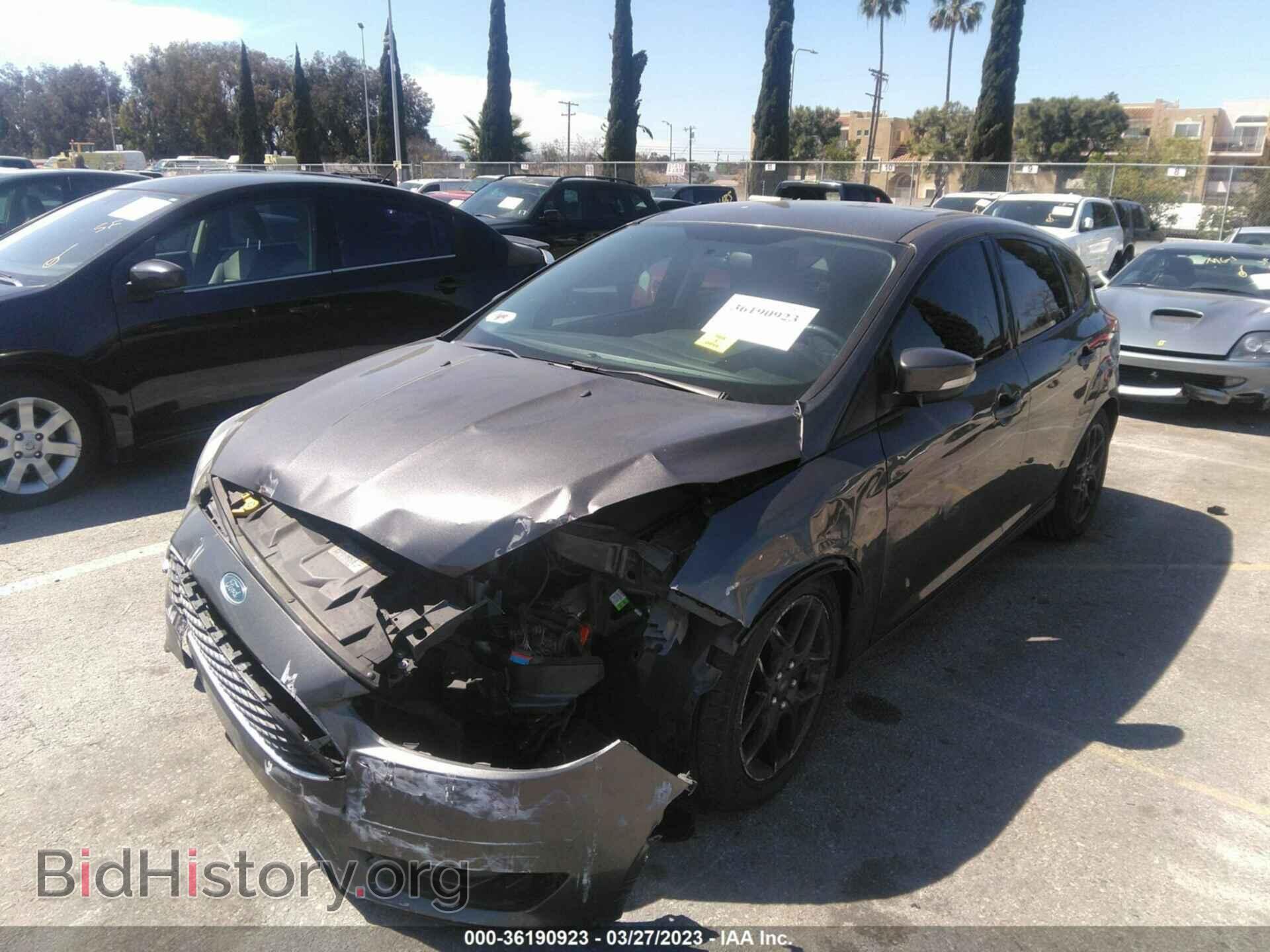 2016 FORD FOCUS - VIN: 1FADP3K29GL256195 - Фото 2