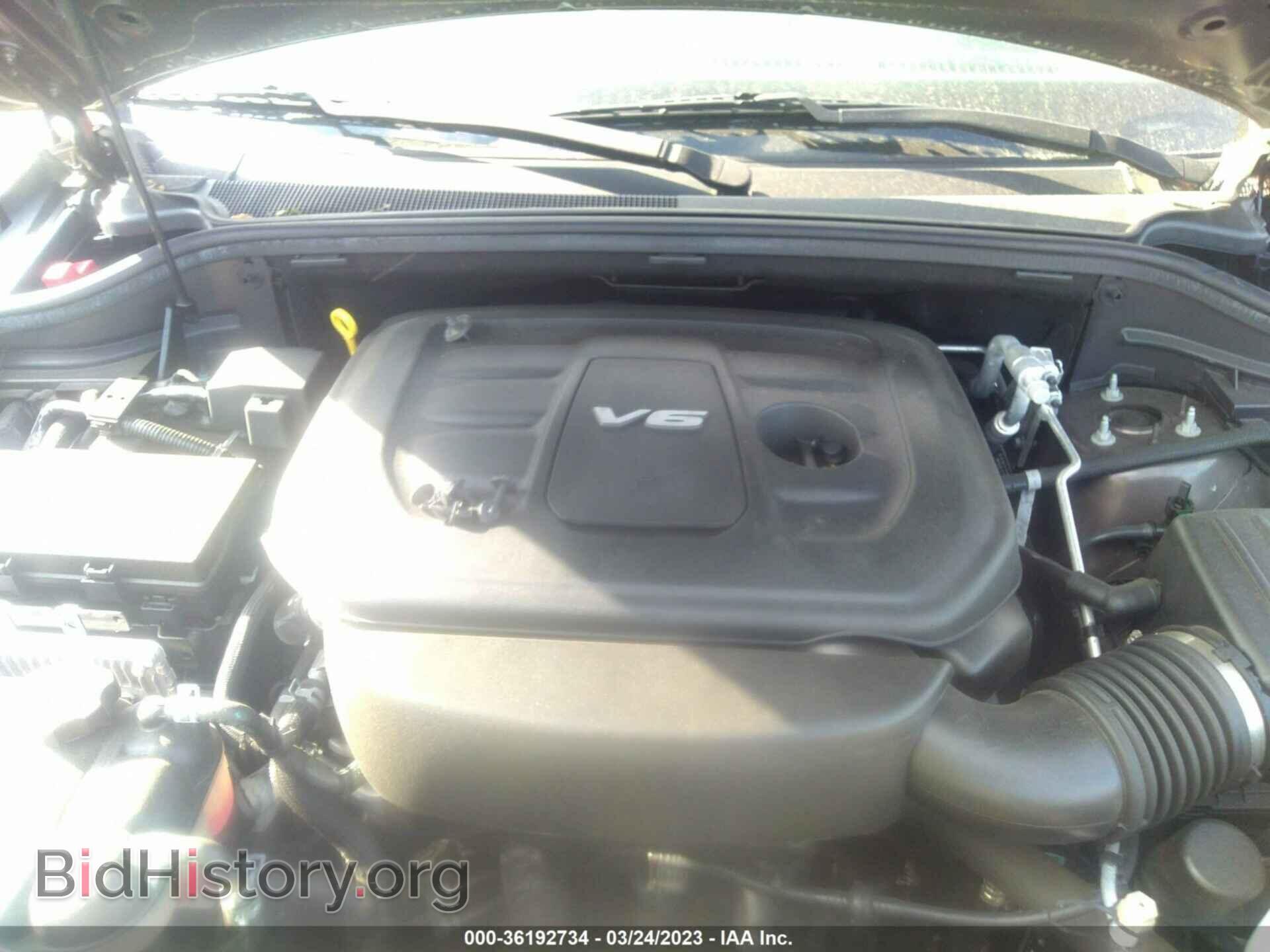 2019 Jeep GRAND CHEROKEE (VIN 1C4RJFAGXKC607222) — photo 10 of 11
