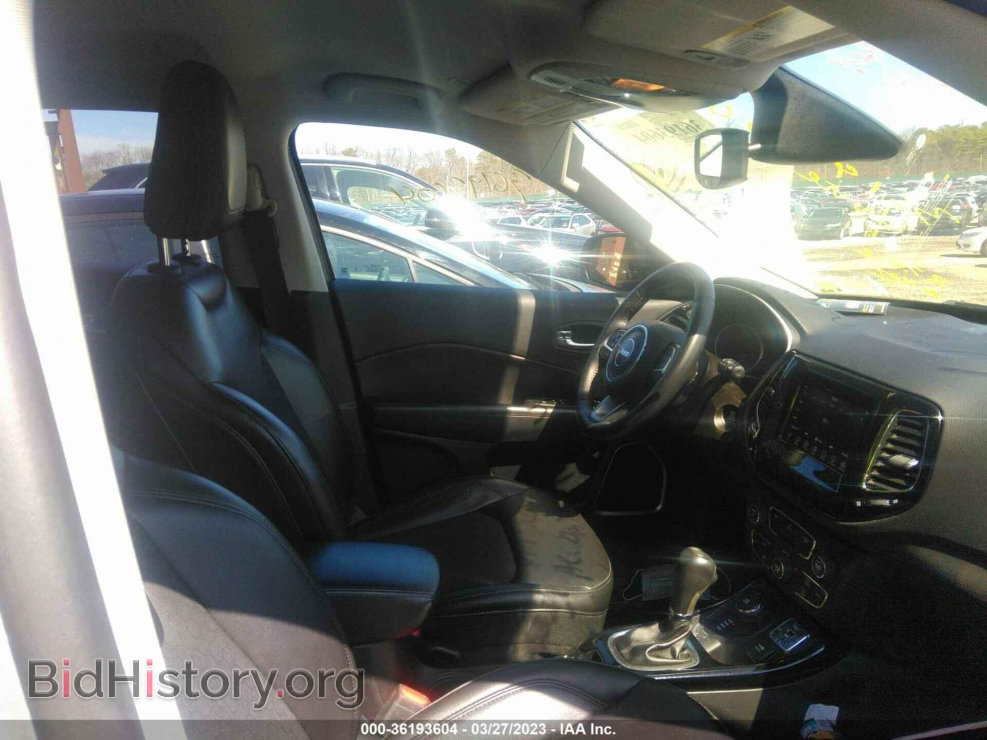 2019 JEEP COMPASS - VIN: 3C4NJDBB2KT683897 - Фото 5