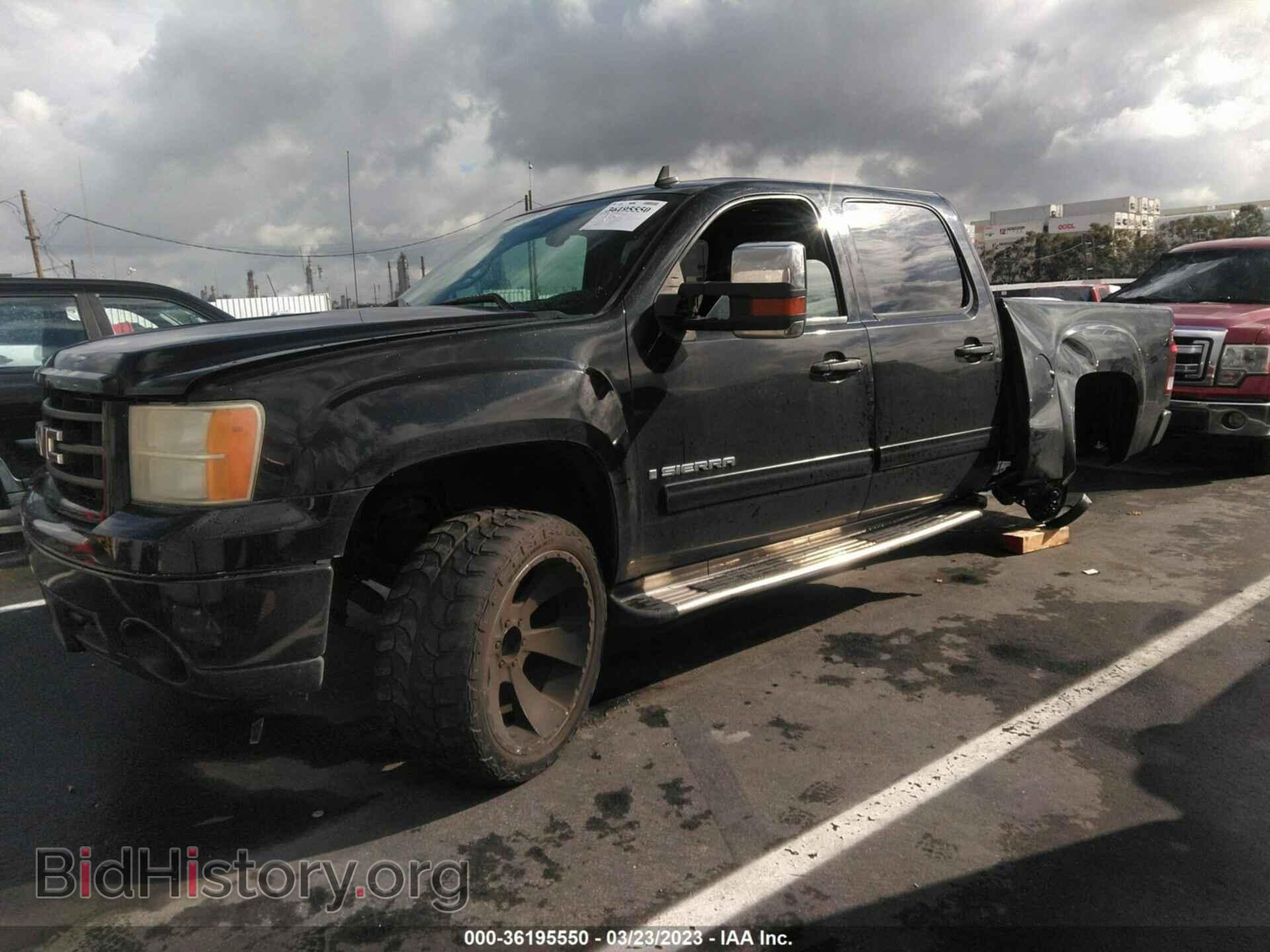 2007 GMC SIERRA 1500 - VIN: 2GTEC13C771502253 - Фото 2